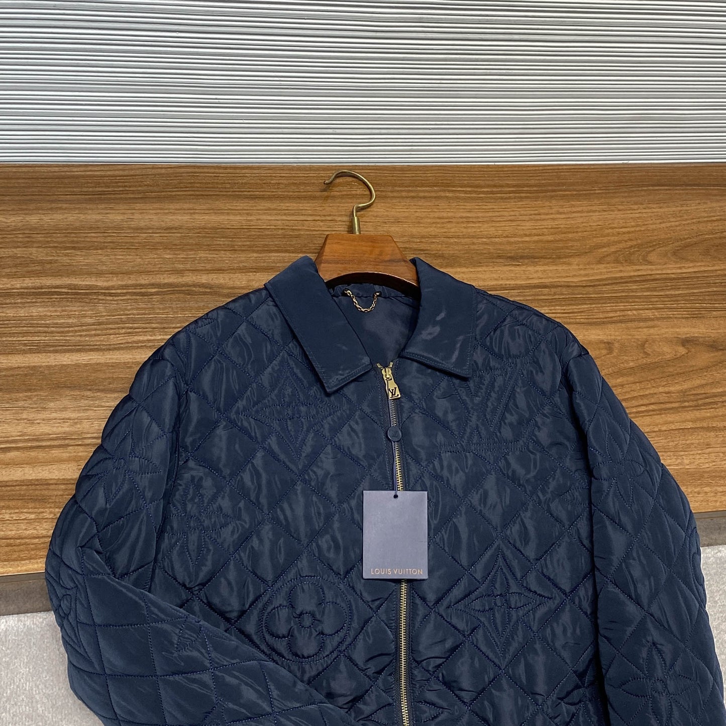 태피터 칼라 재킷 (taffeta collar jacket)