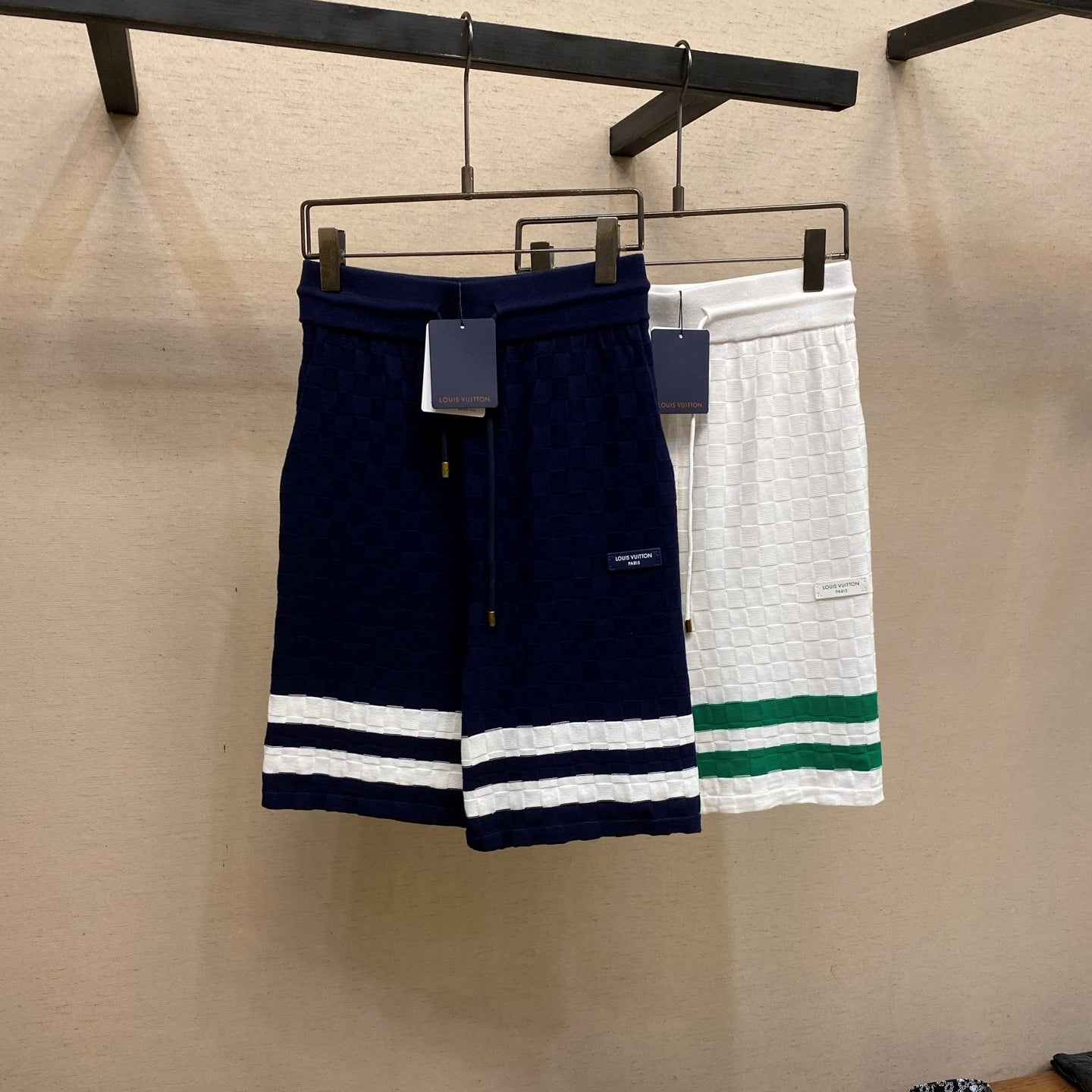 체커보드 반팔세트 (Checkerboard Short-Sleeve Set)
