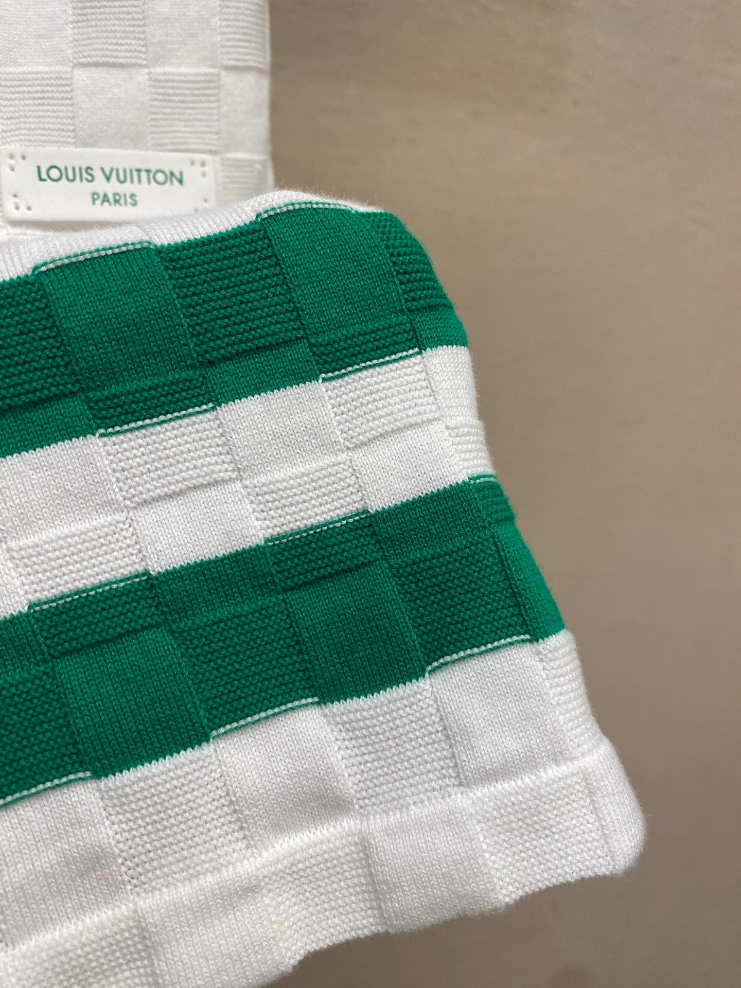 체커보드 반팔세트 (Checkerboard Short-Sleeve Set)
