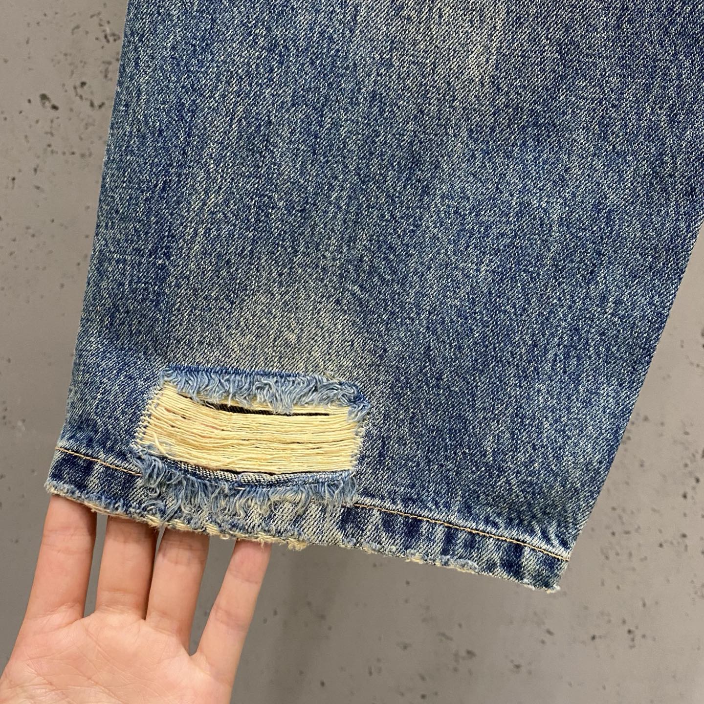 밀라노 청바지 (Milan Jeans)