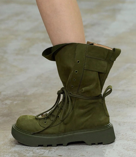 스웨이드 워커 (Suede Walker)