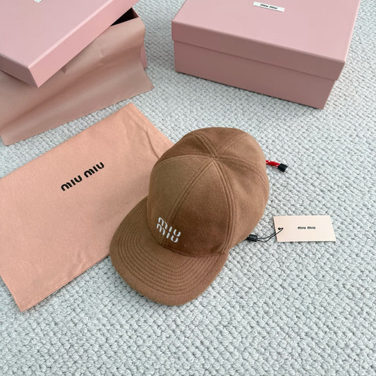 벨벳 드로스트링 모자 (Velvet Drawstring Hat)
