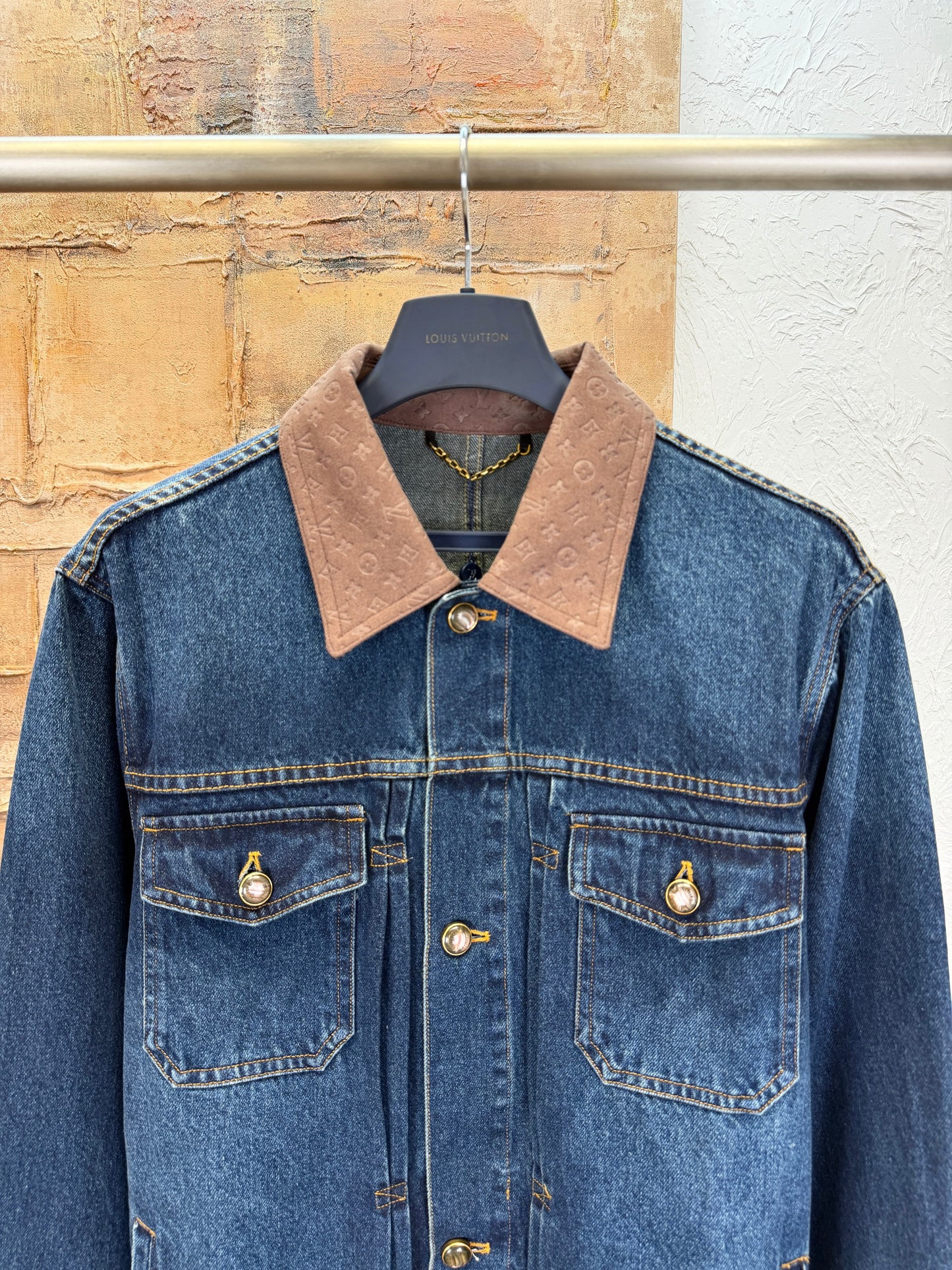 가죽 칼라 데님 재킷, 진 (Leather collar denim jacket, jeans)