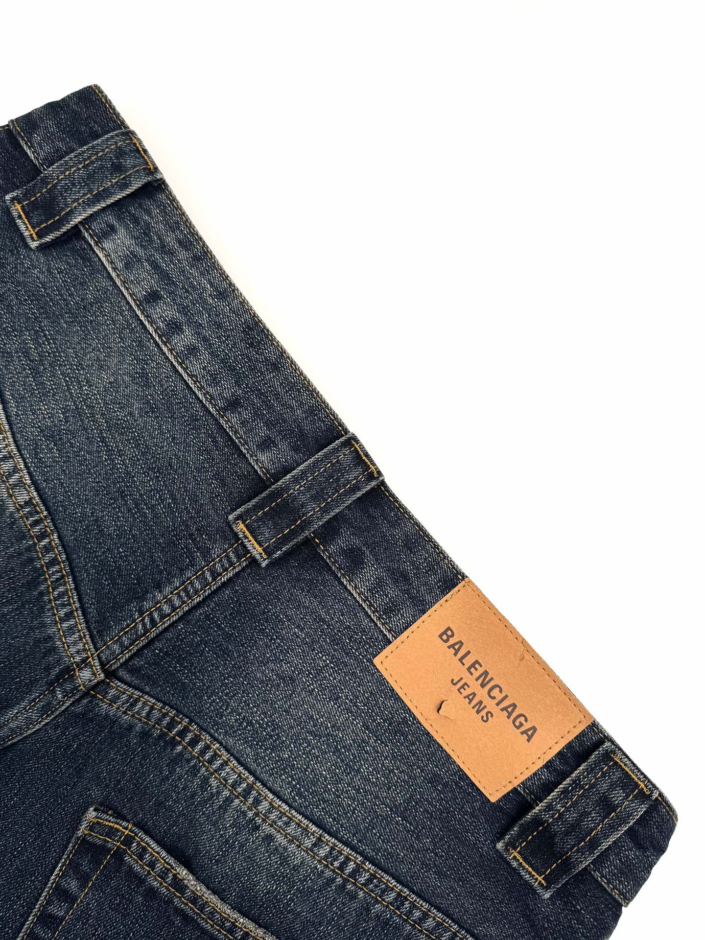 모던 데님팬츠 (Modern denim pants)