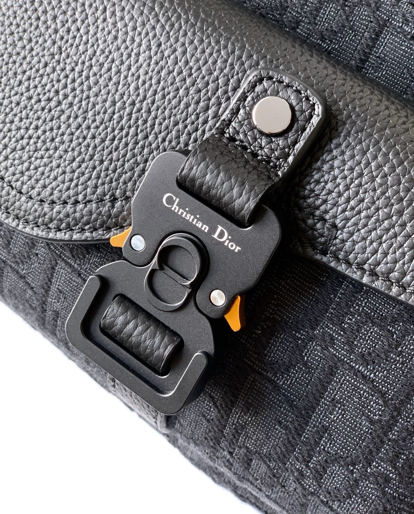 오블리크 슬링백 (Oblique slingback)