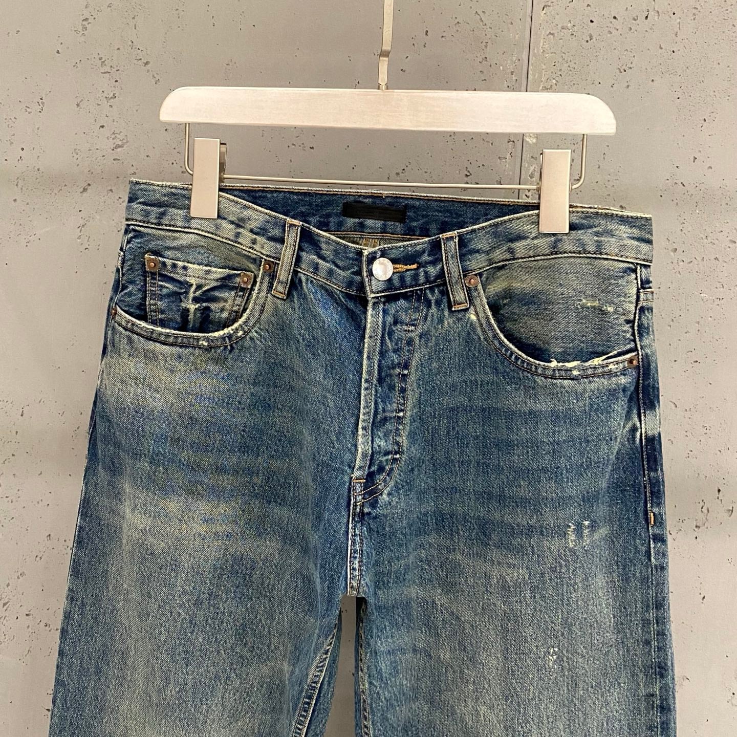 밀라노 청바지 (Milan Jeans)