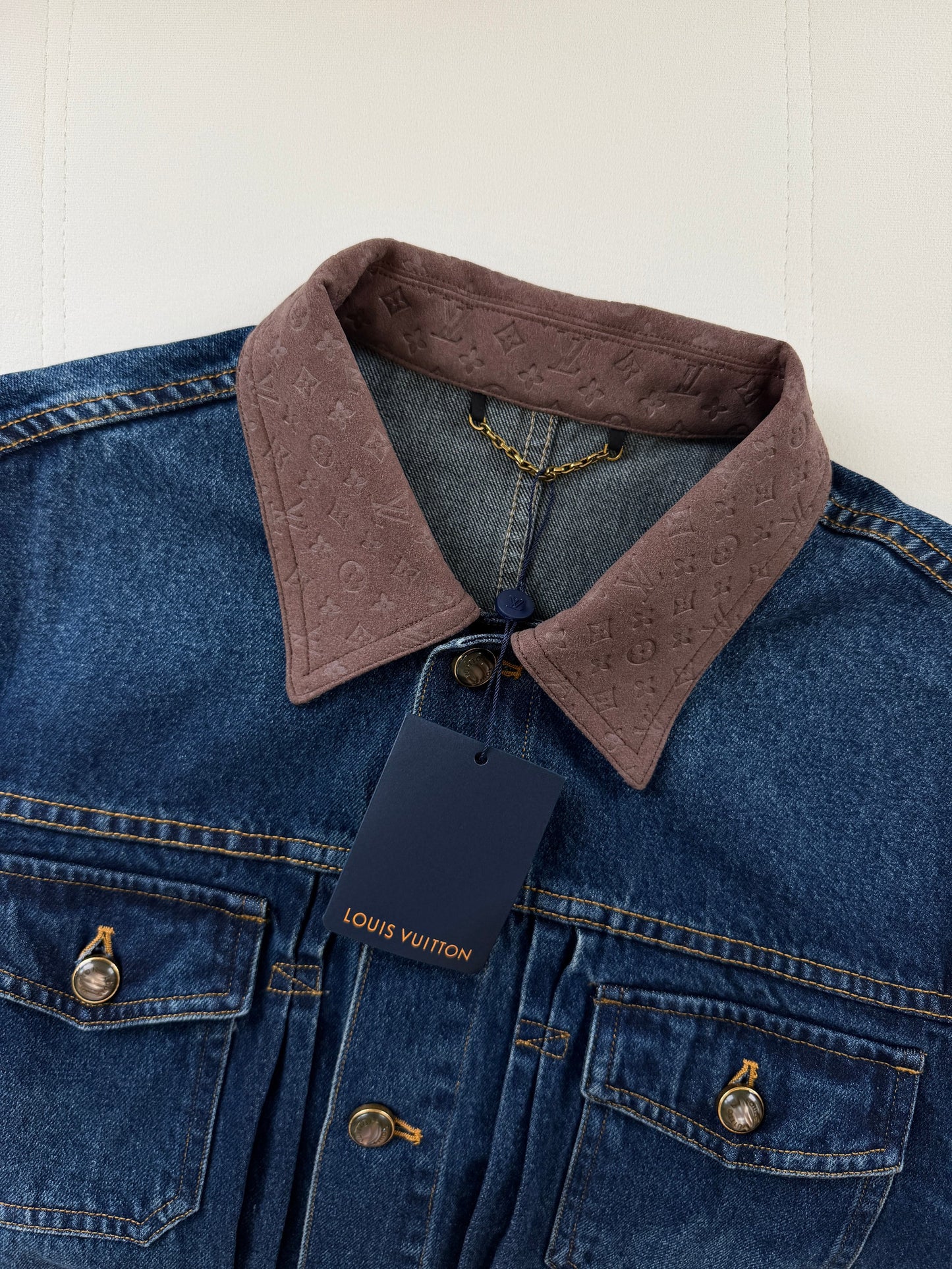 가죽 칼라 데님 재킷, 진 (Leather collar denim jacket, jeans)