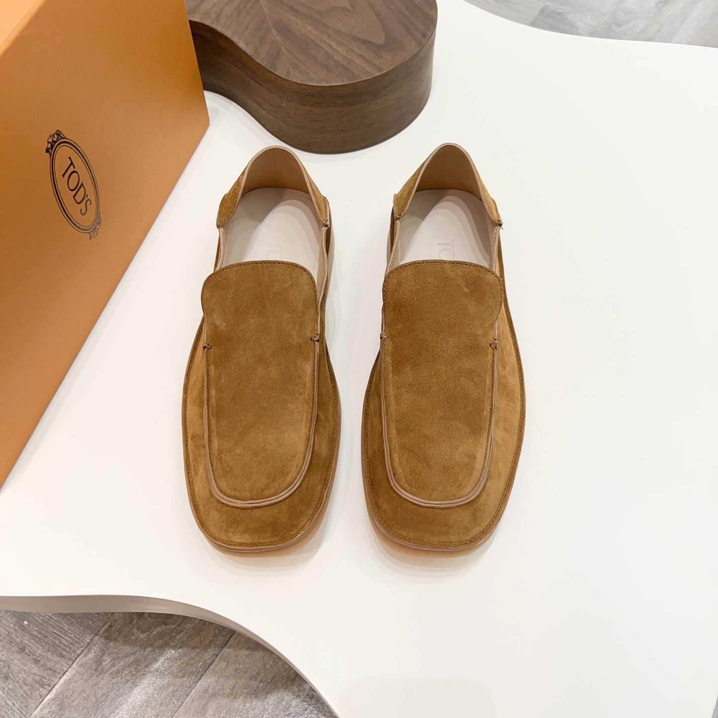스티칭 로퍼 (Stitching loafers)