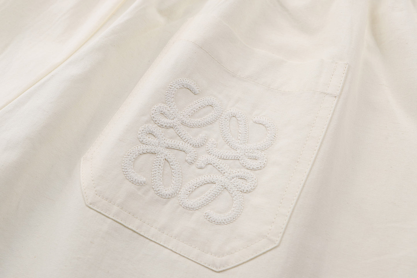 포켓 로고 숏츠 (Pocket Logo Shorts)