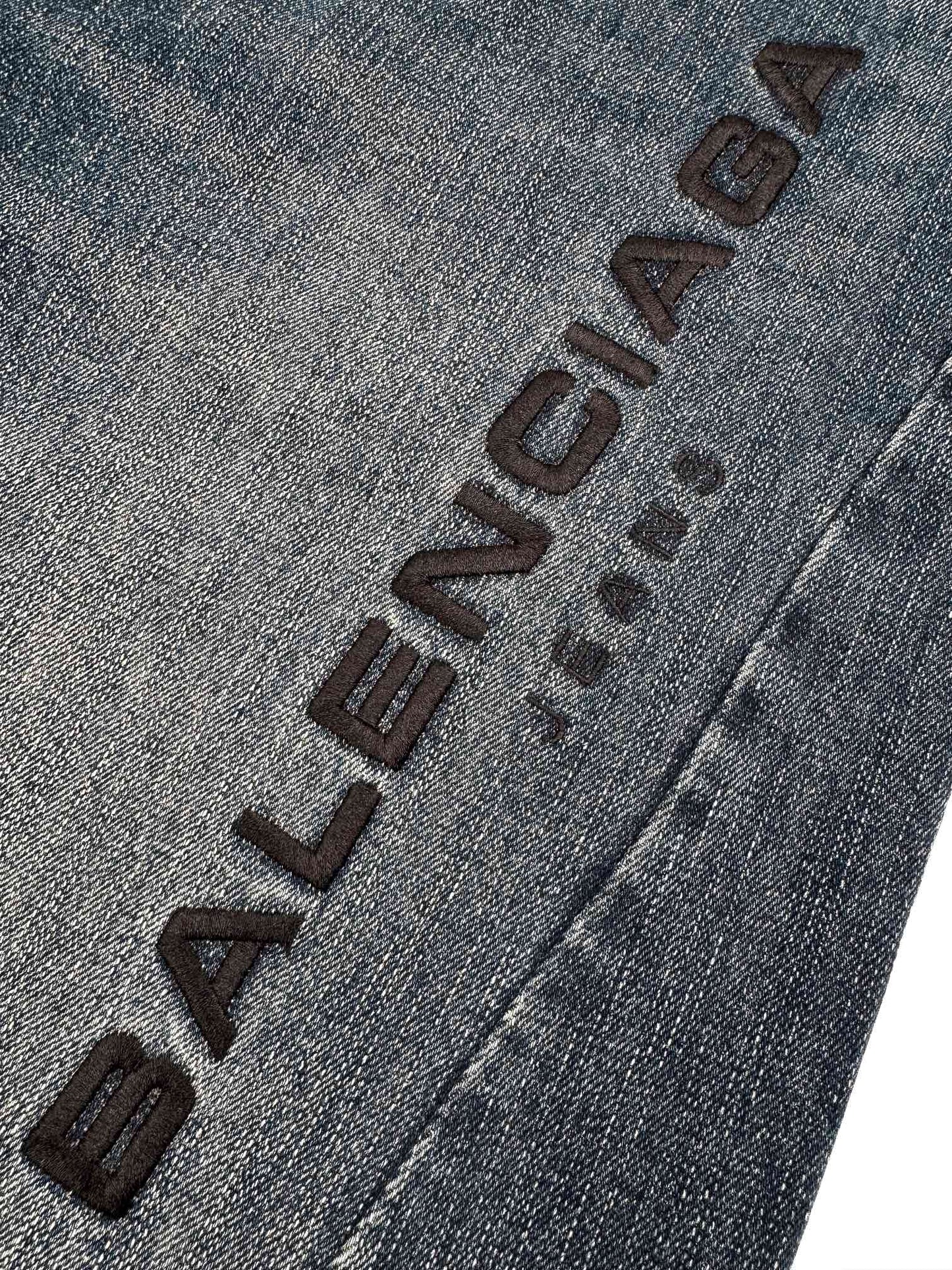 모던 데님팬츠 (Modern denim pants)