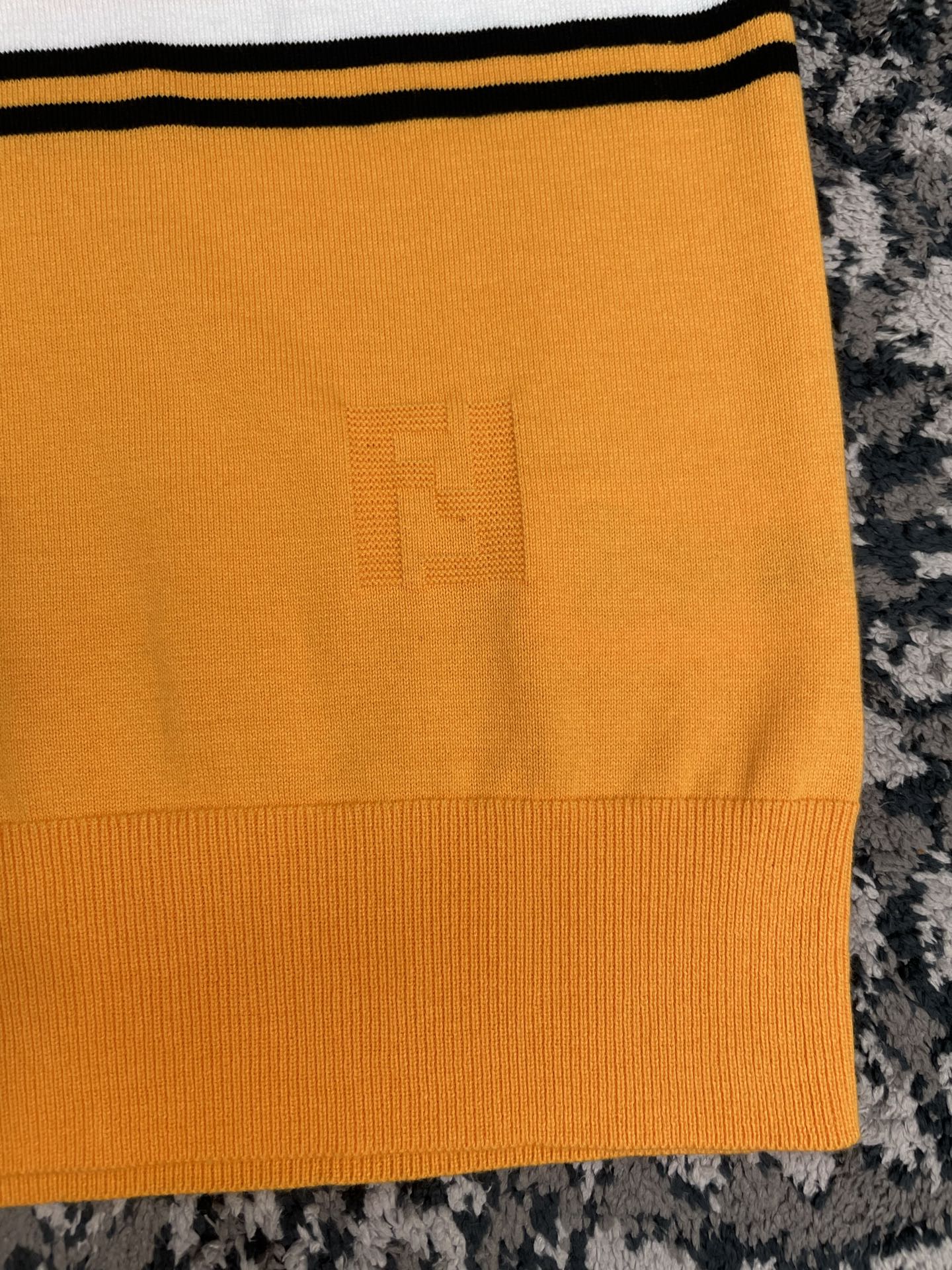 래글런 티셔츠 (raglan t-shirt)