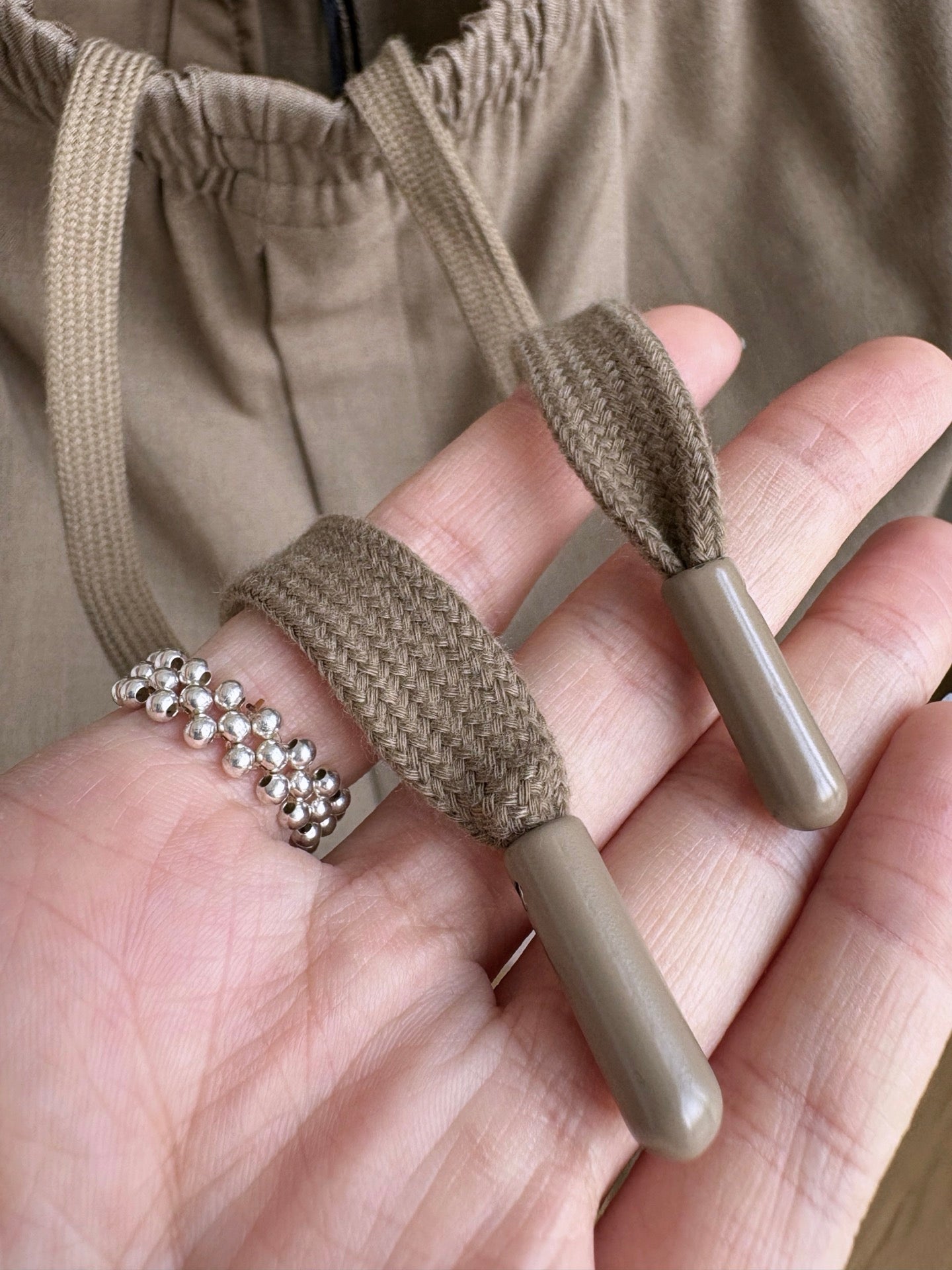 울 V넥 팬츠 (Wool V-neck pants)