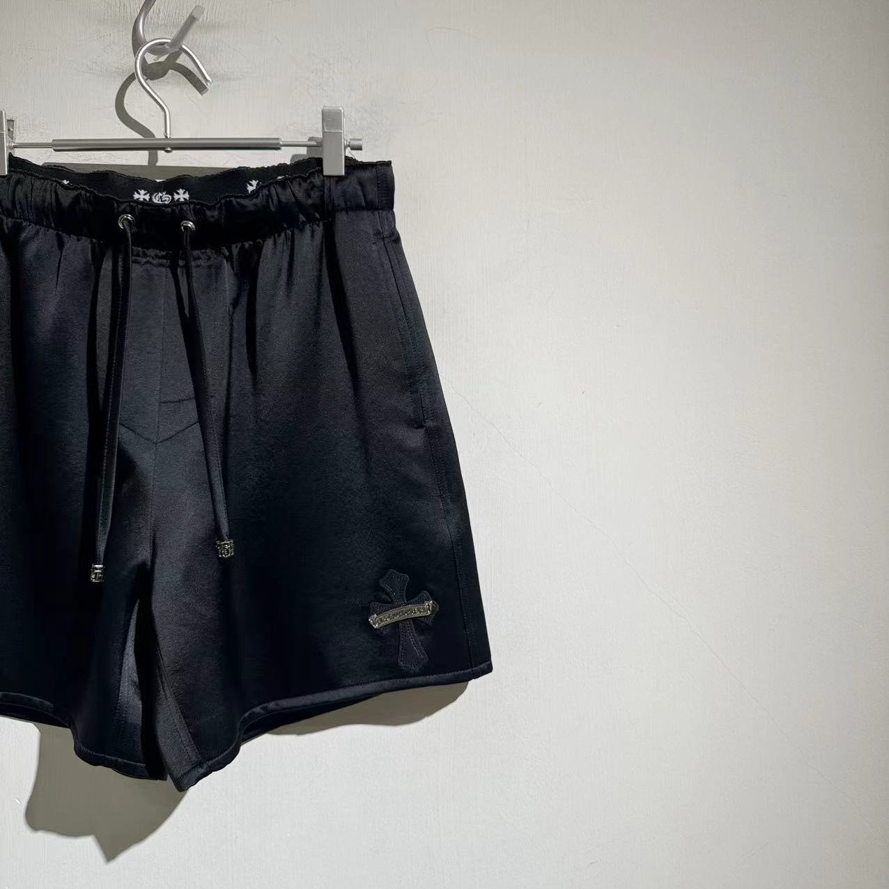 탑매치 반바지 (Top match shorts)