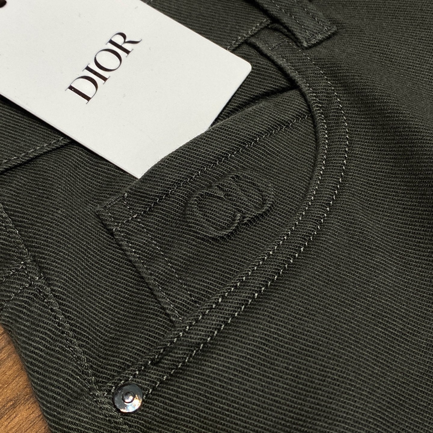 레그 팬츠 (leg pants)