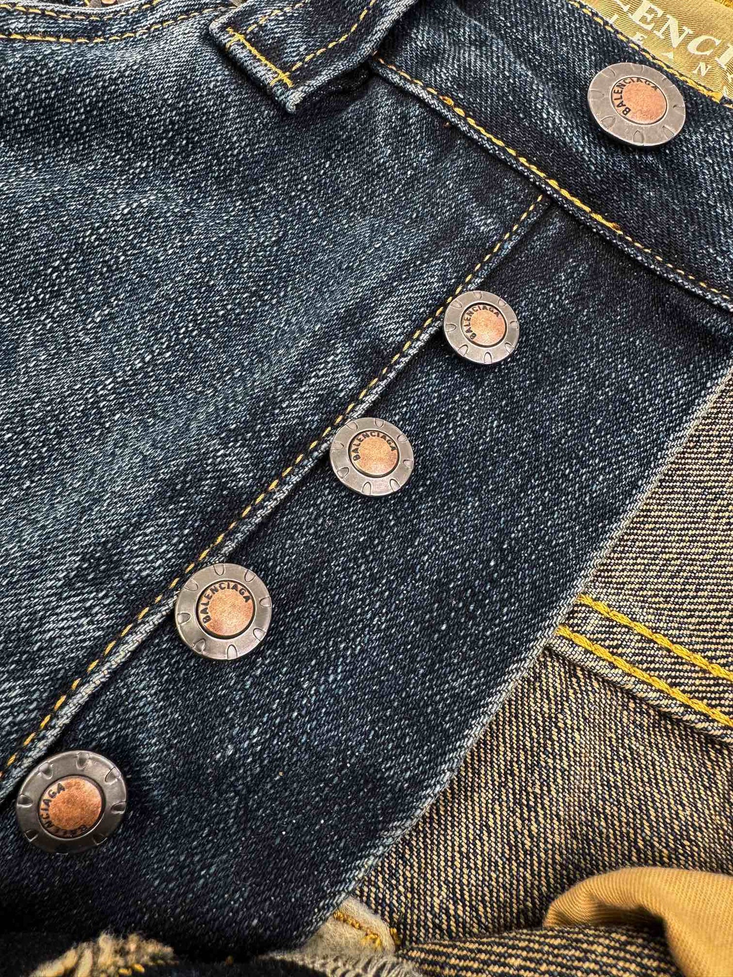 모던 데님팬츠 (Modern denim pants)