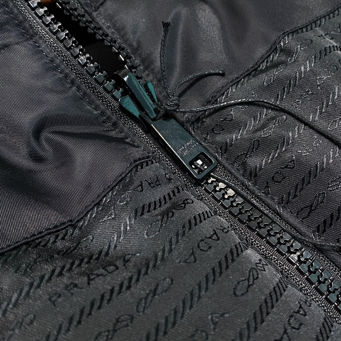 스탠드 칼라 양면패딩 (stand collar padding)