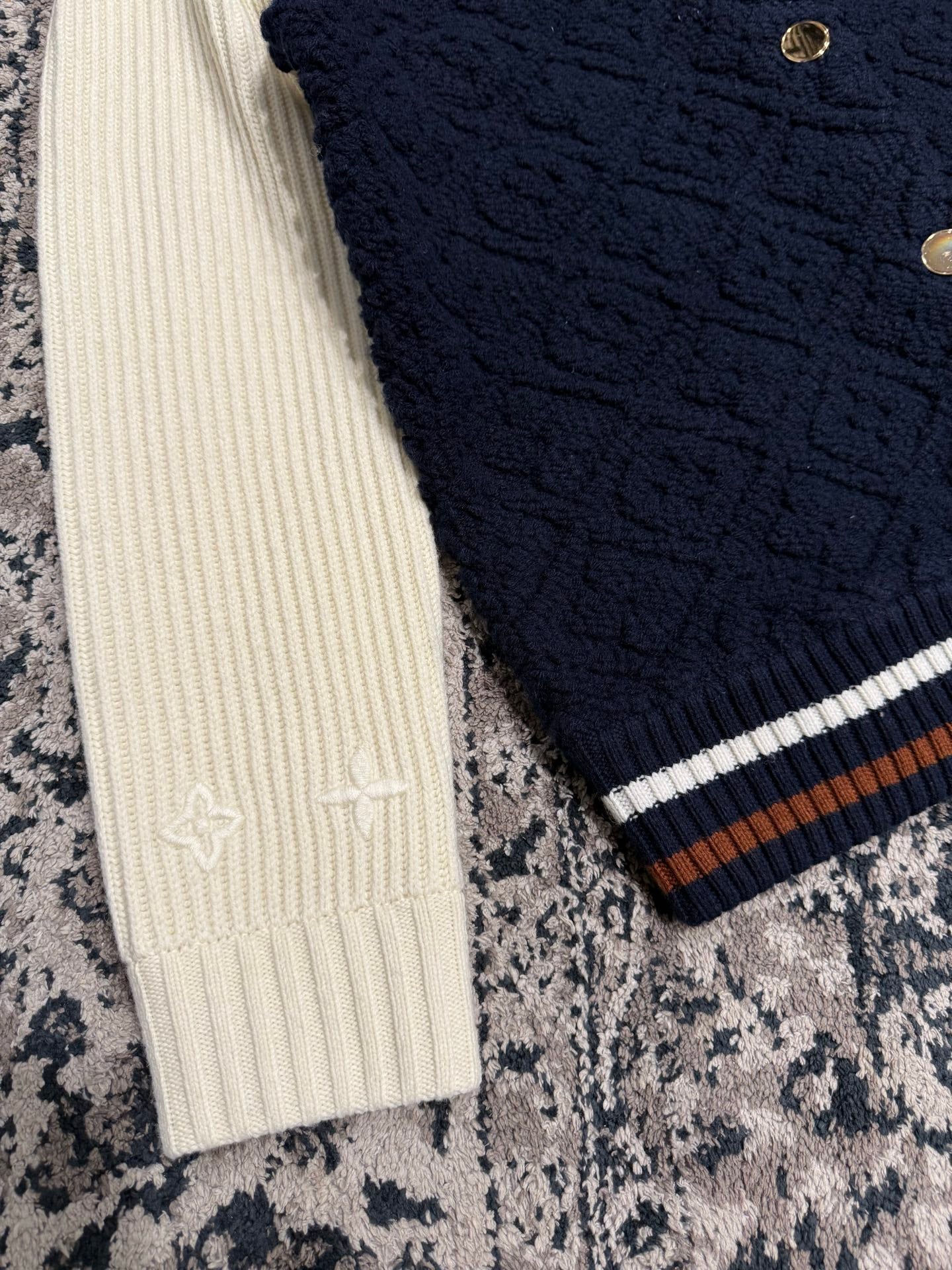 테리 베이스볼 가디건 (Terry Baseball Cardigan)
