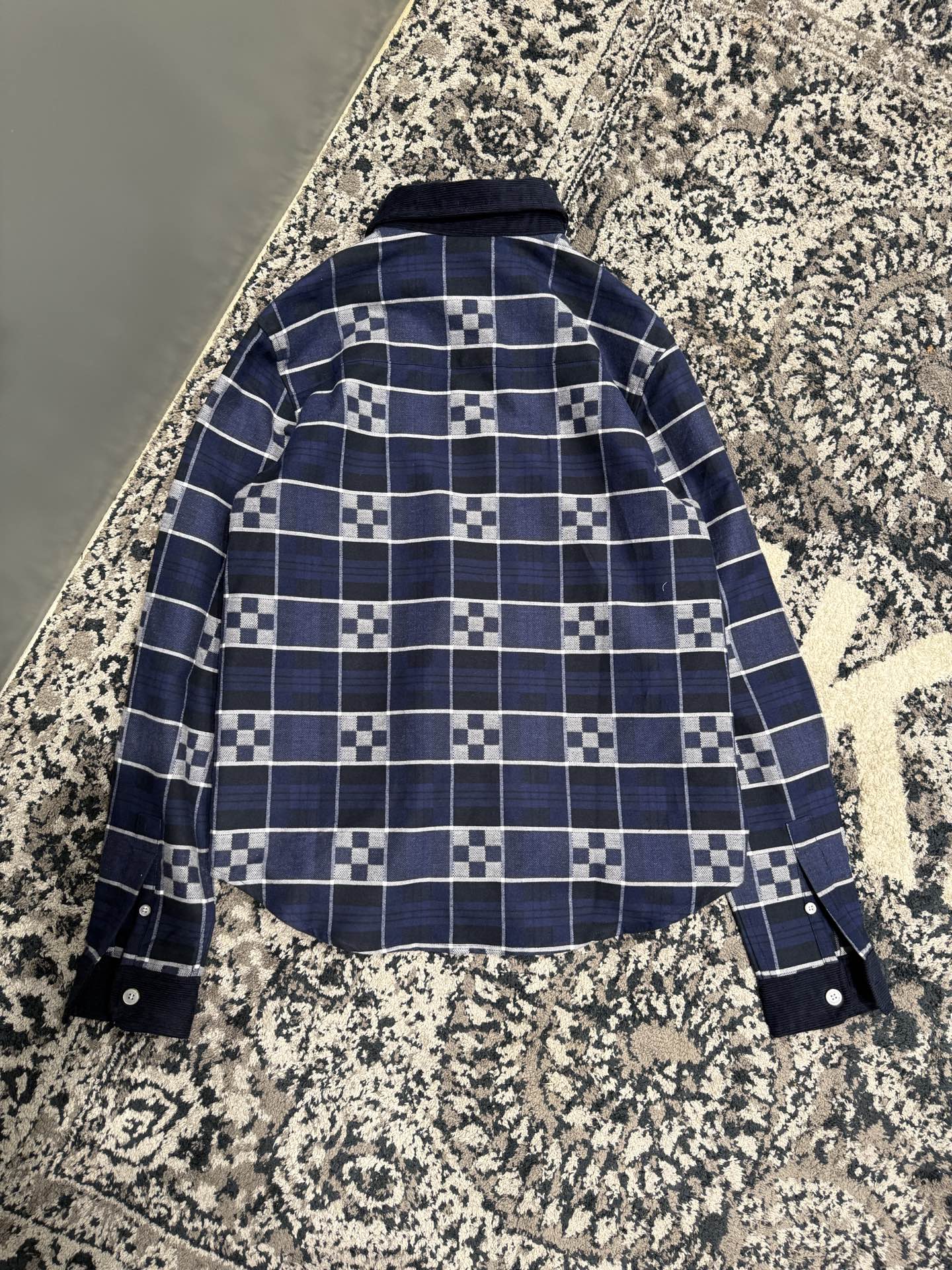 플란넬 셔츠 (flannel shirt)