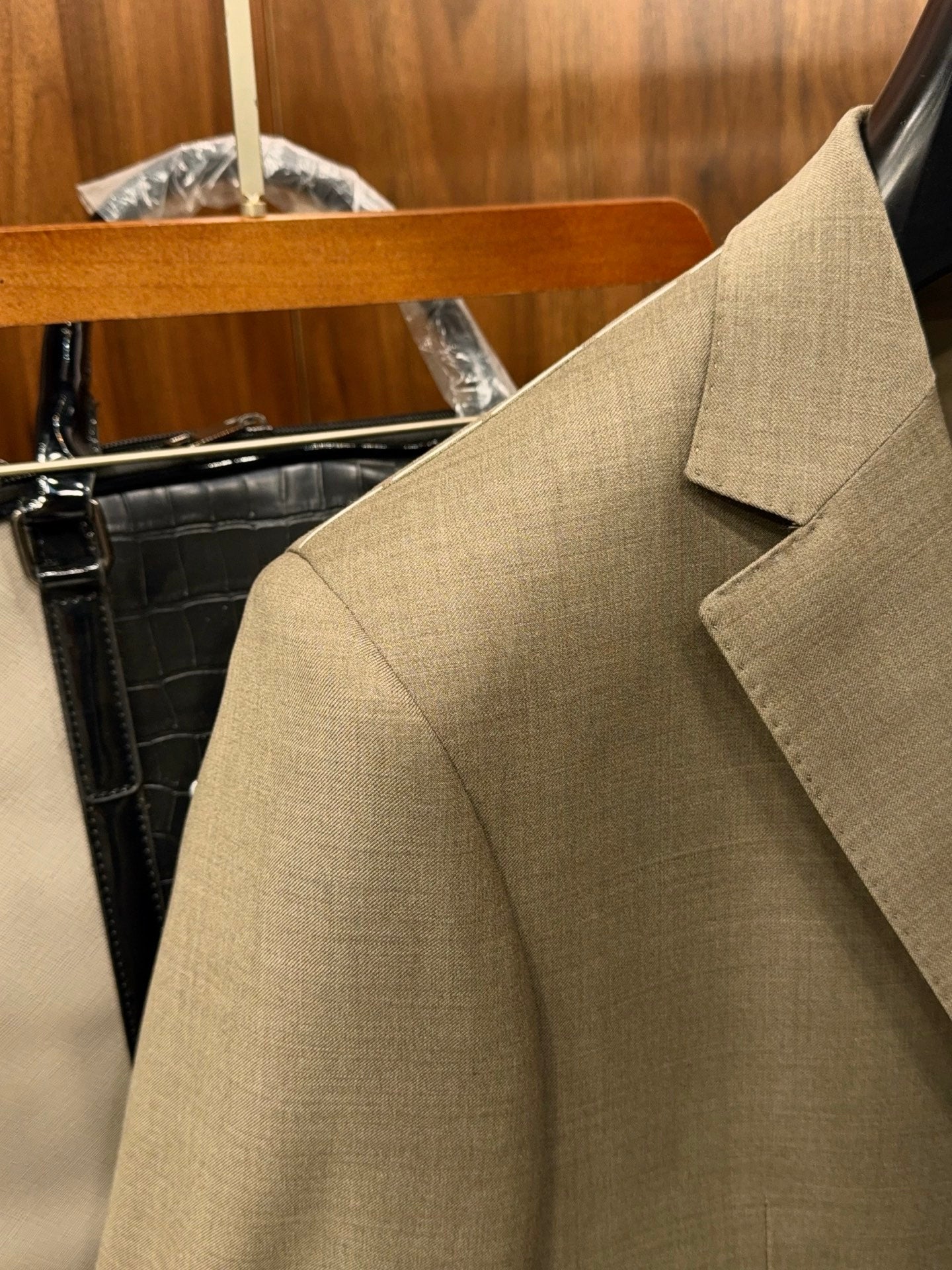 부티크 수트 (boutique suit)