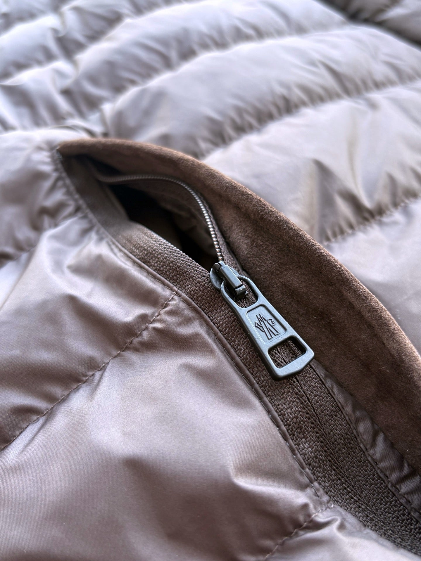스웨이드 가죽 양면자켓 (Suede leather double-sided jacket)
