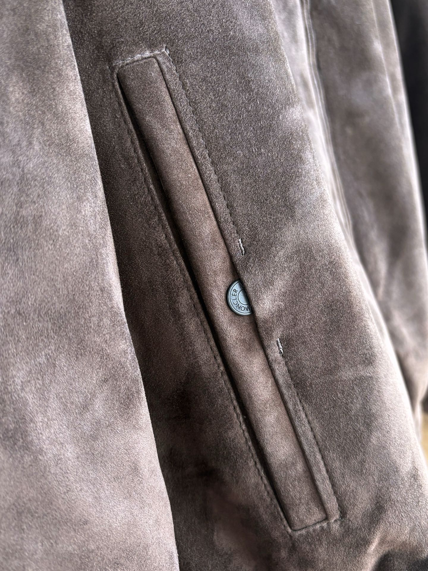 스웨이드 가죽 양면자켓 (Suede leather double-sided jacket)