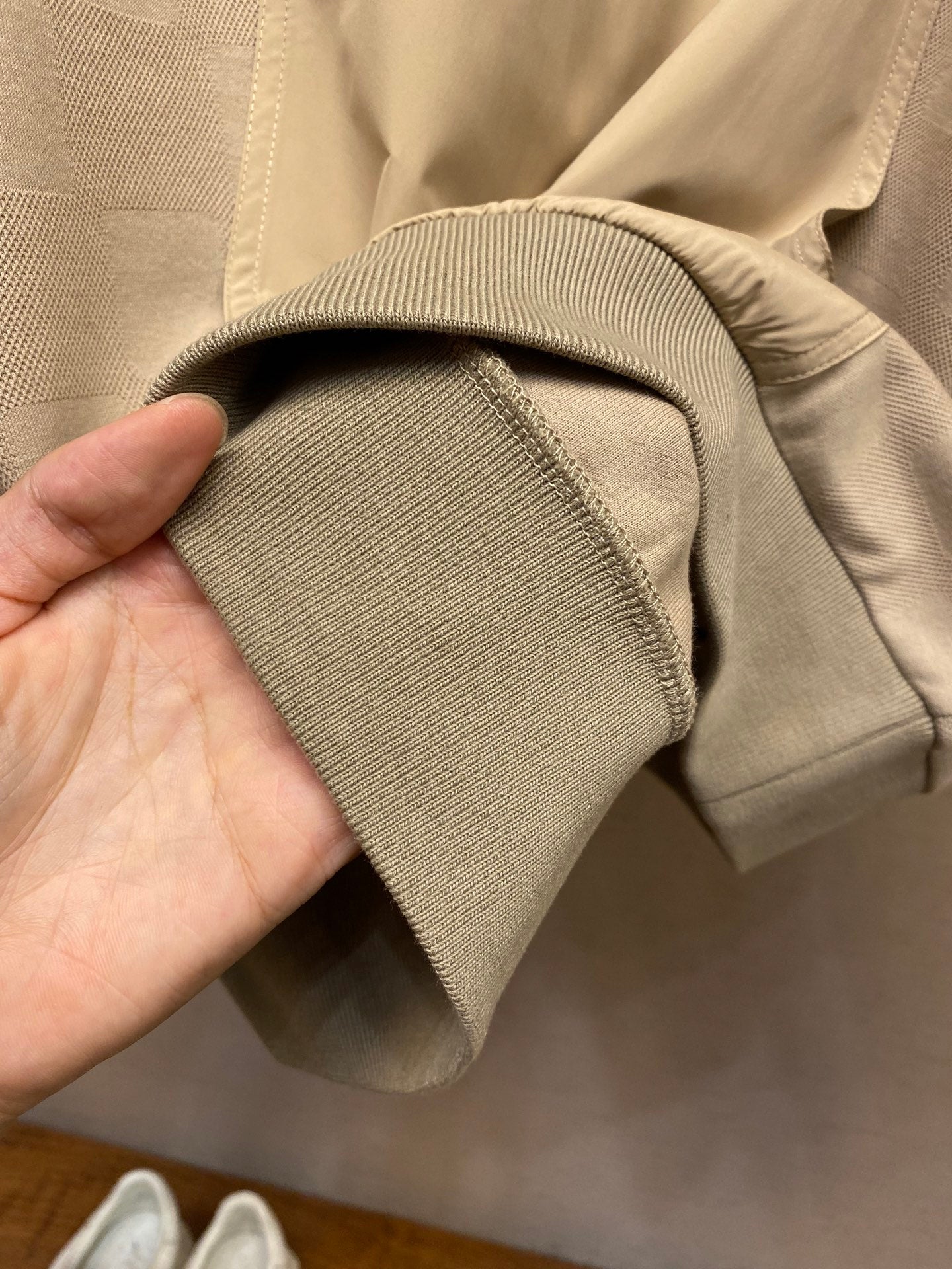 하이브리드 하프 집 (hybrid half zip)