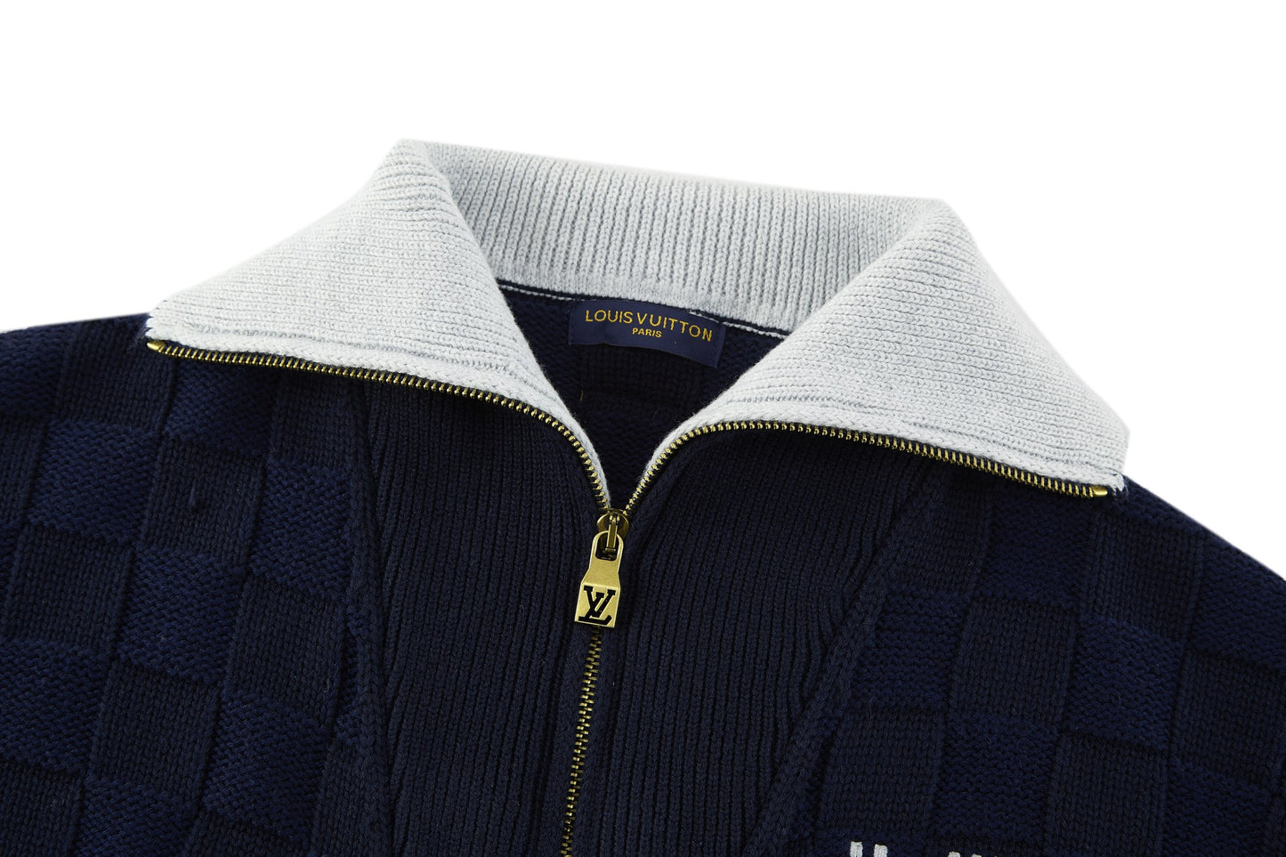 체크 집업 가디건 (Checked zip-up cardigan)