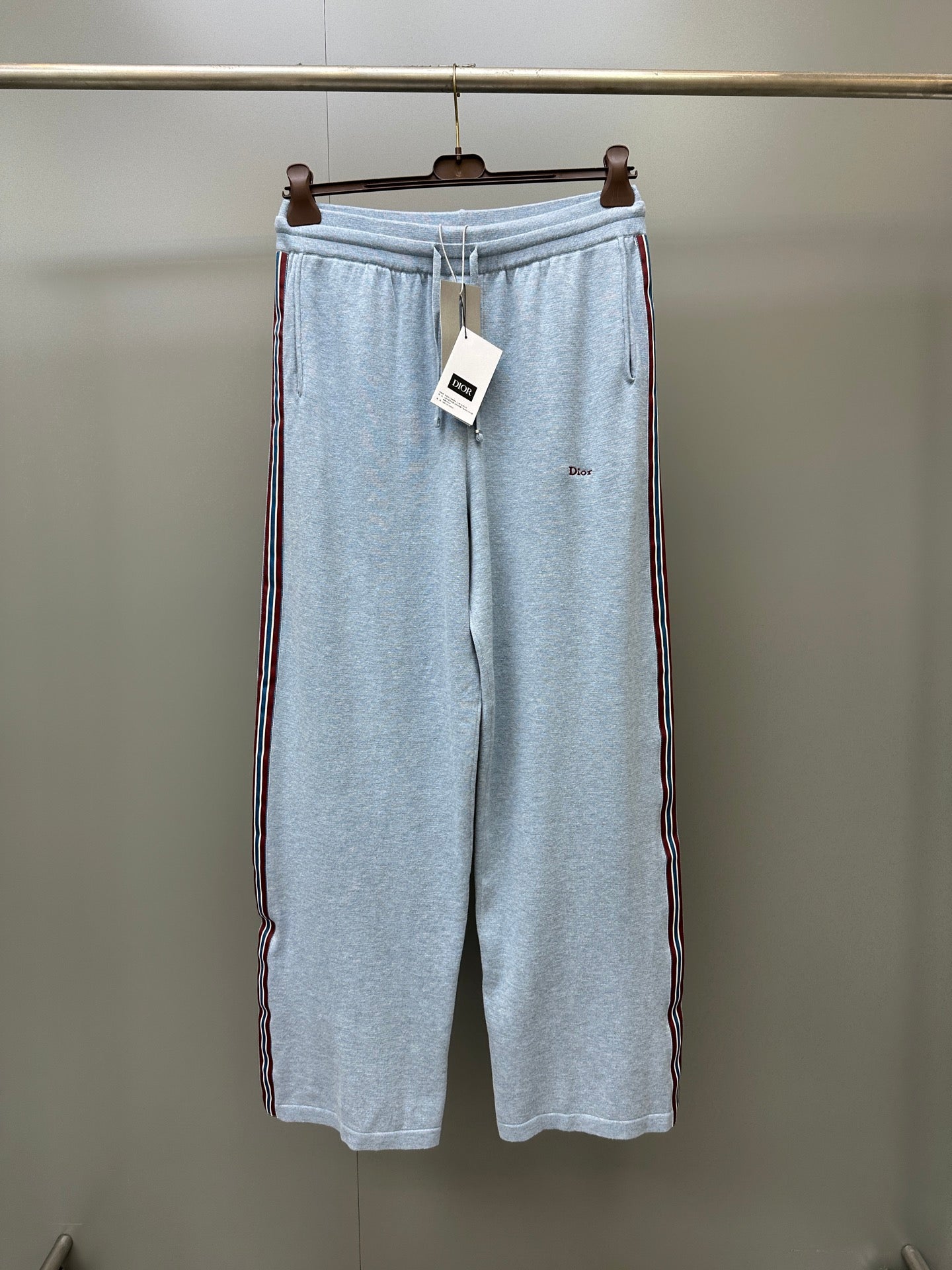 모노크롬 룩 (Monochrome look)