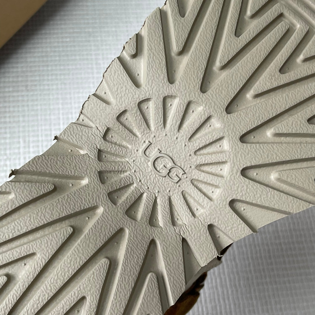 아스트로멜 부츠 (Astromel Boots)