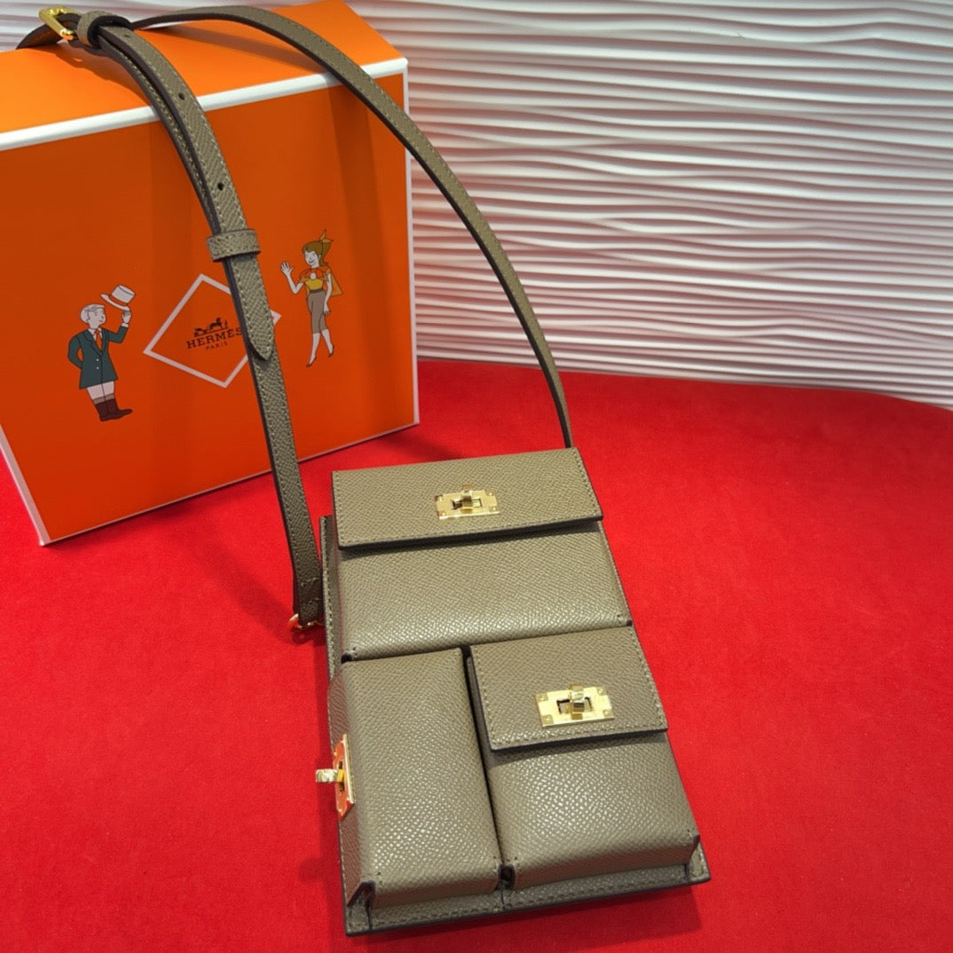 켈리 클러치백 (Kelly Clutch Bag)