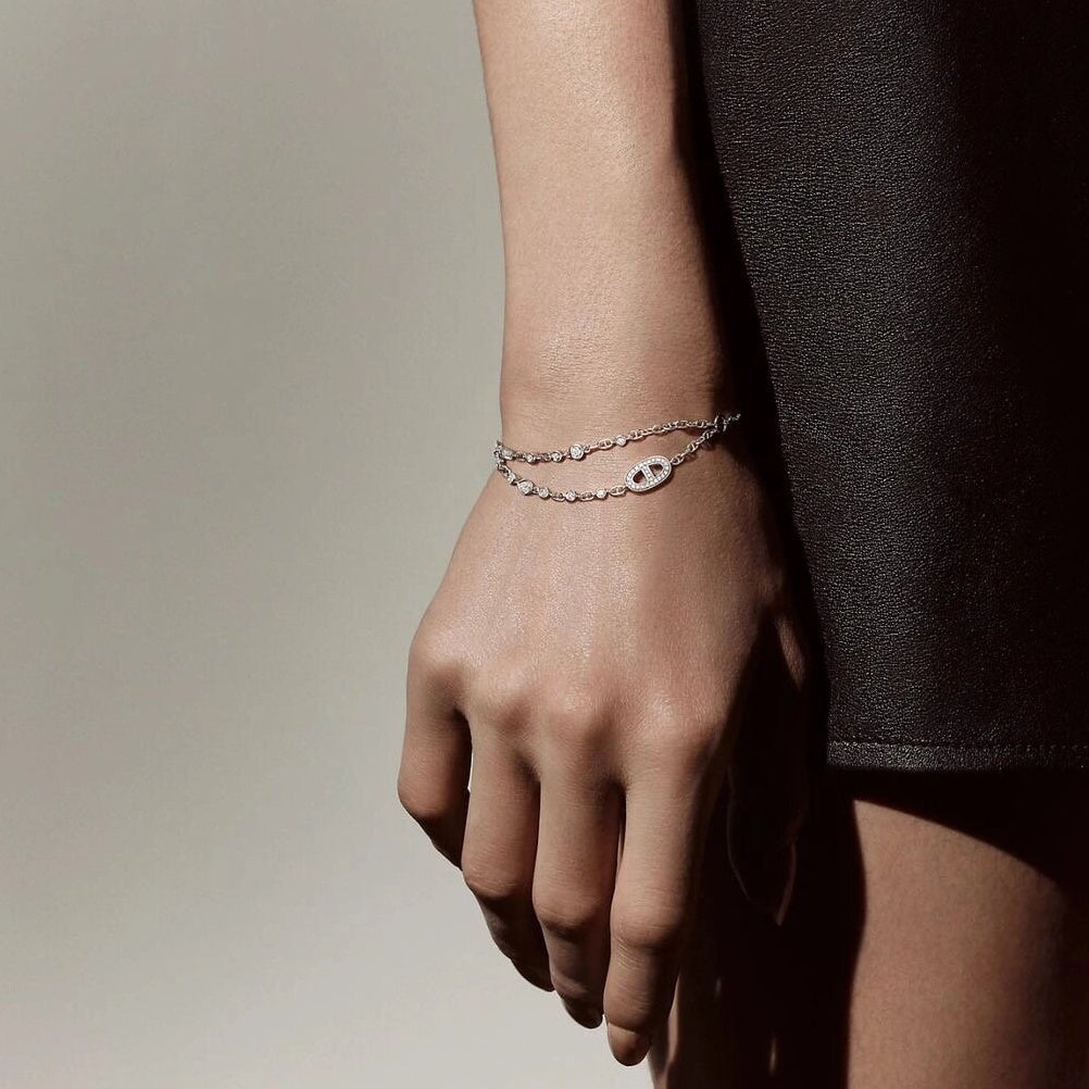 돼지코 팔찌 (pig nose bracelet)