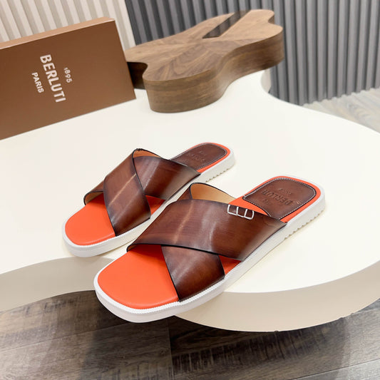 하이글로스 샌들 (high gloss sandals)