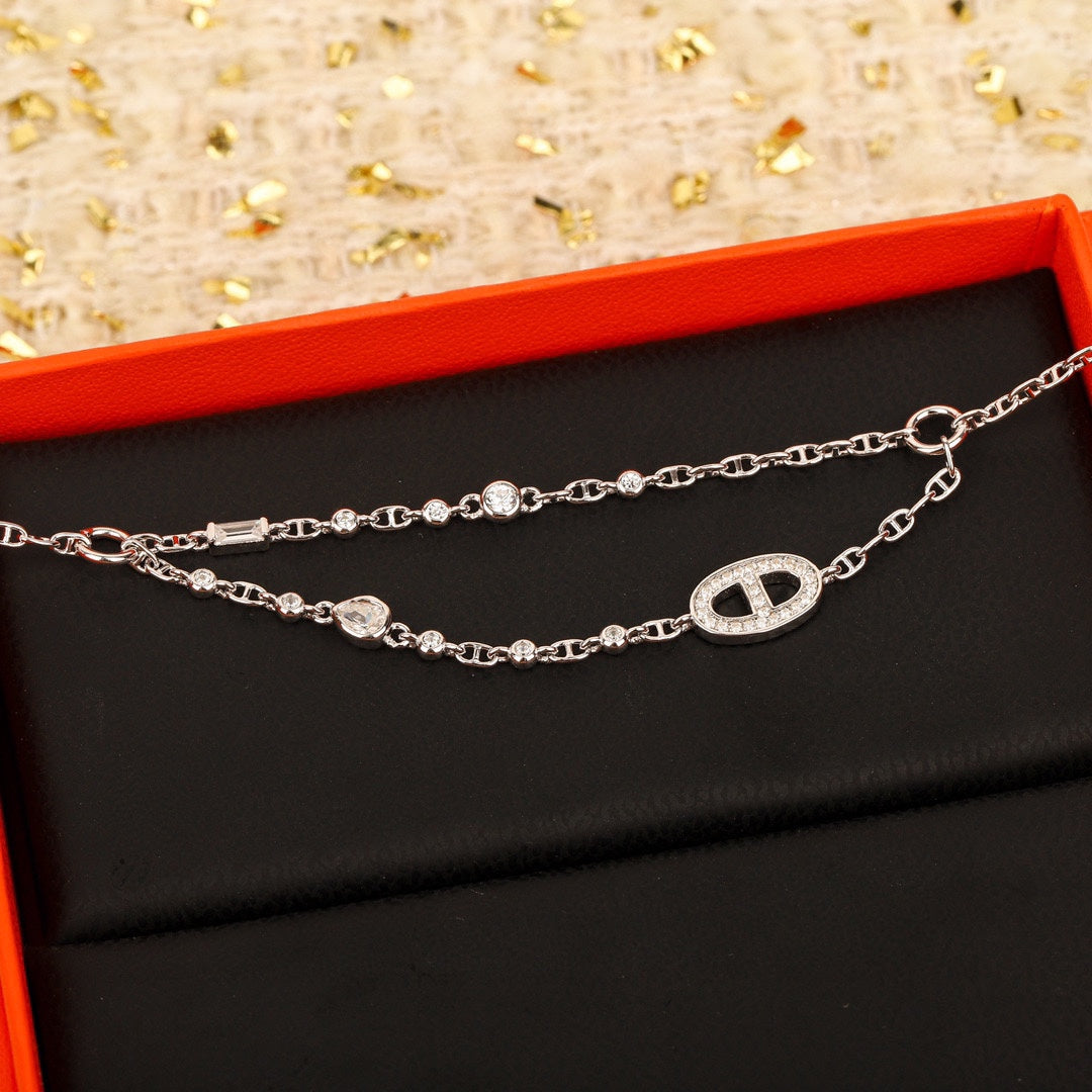 돼지코 팔찌 (pig nose bracelet)