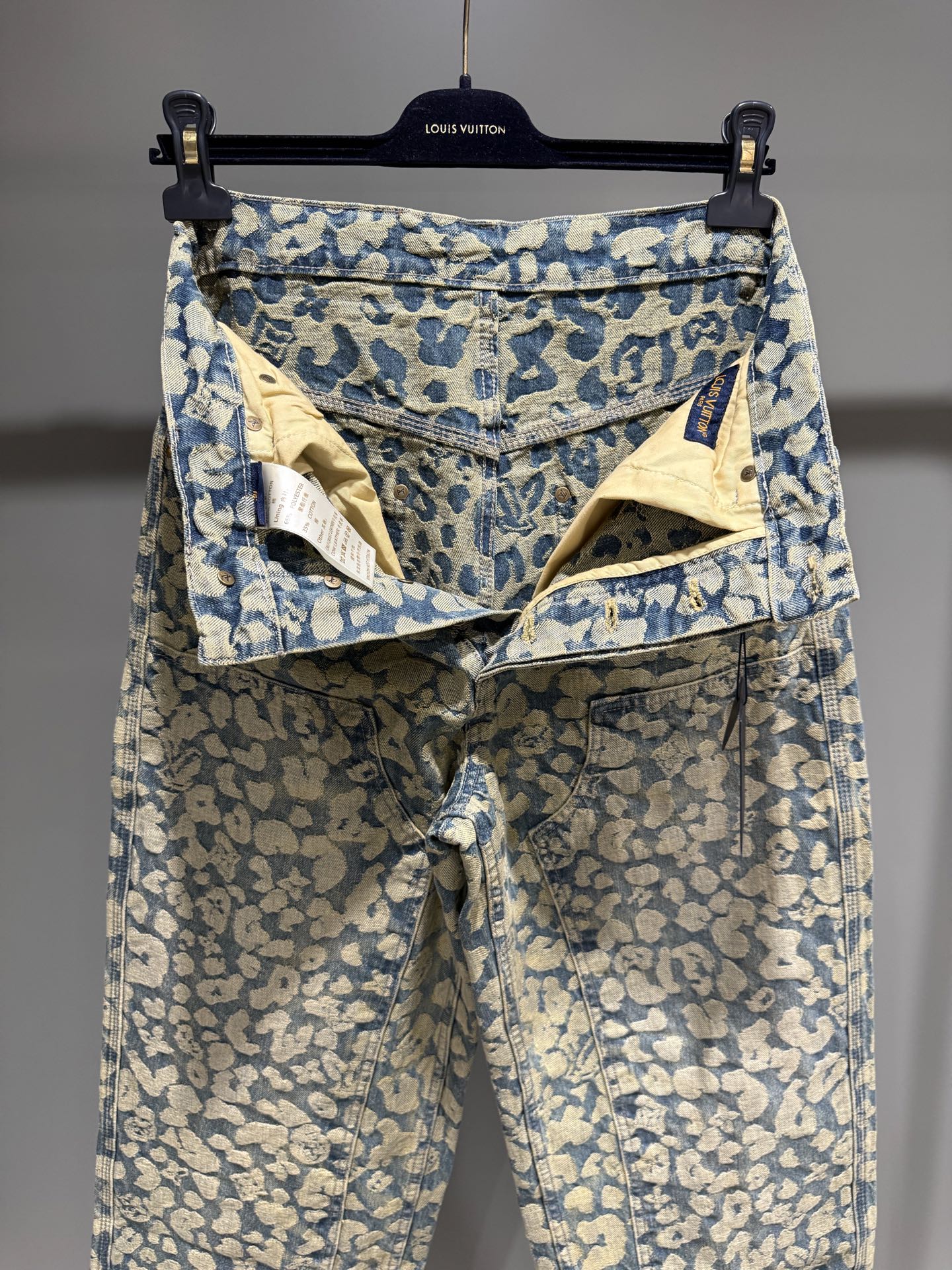 퍼렐 청바지 (pharrell jeans)