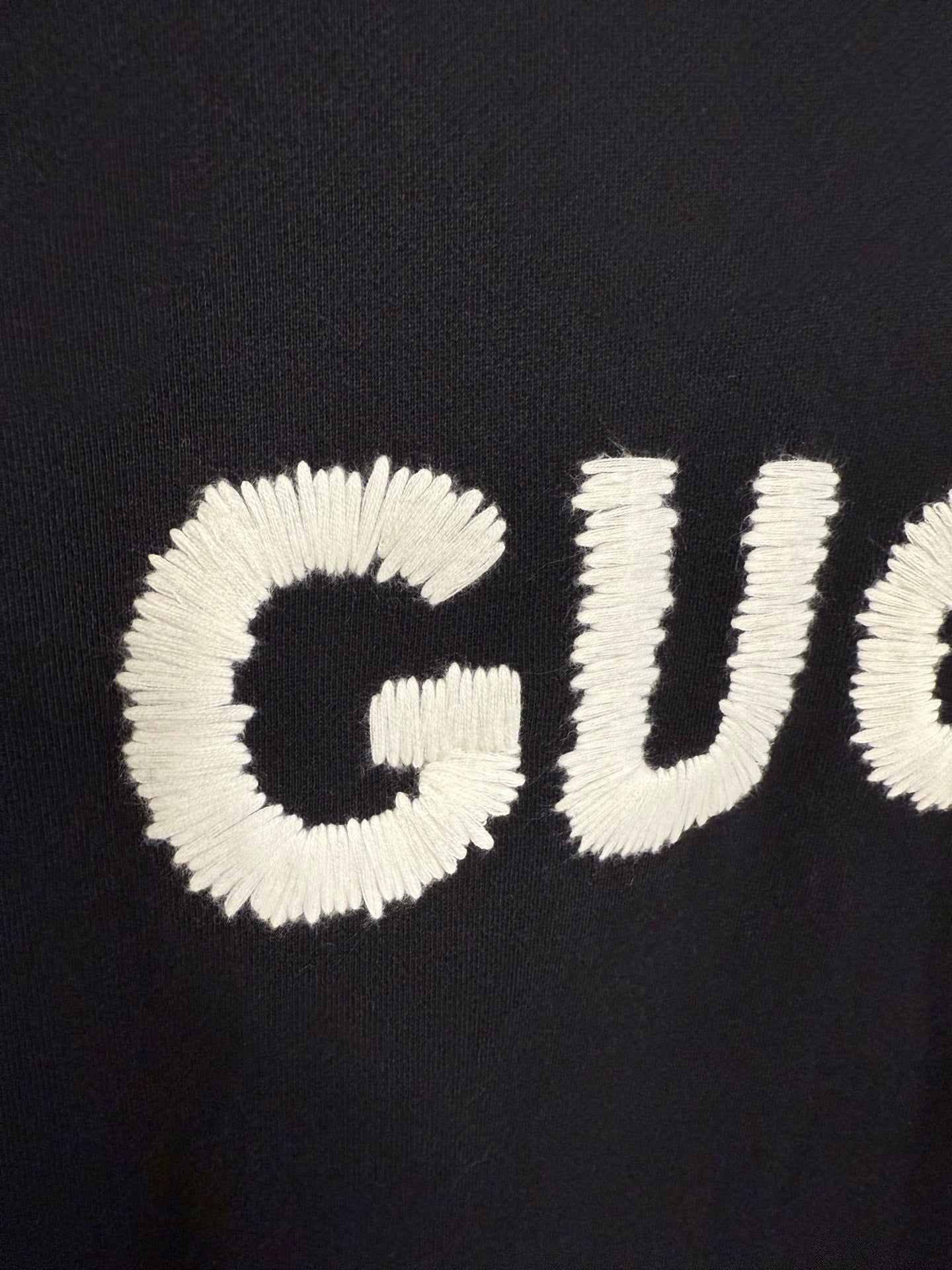 브러시드 후드 (brushed hood)