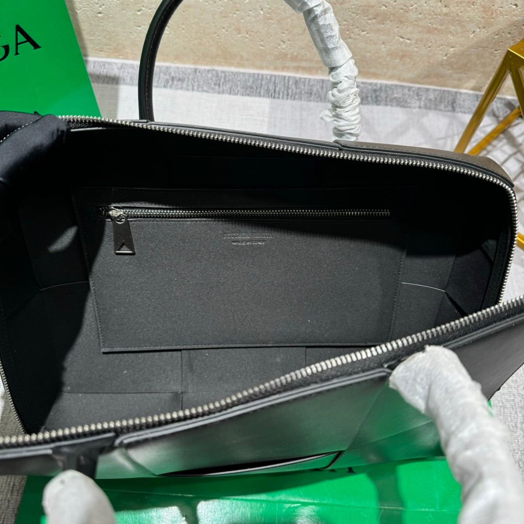 코팅 토트백 (coated tote bag)
