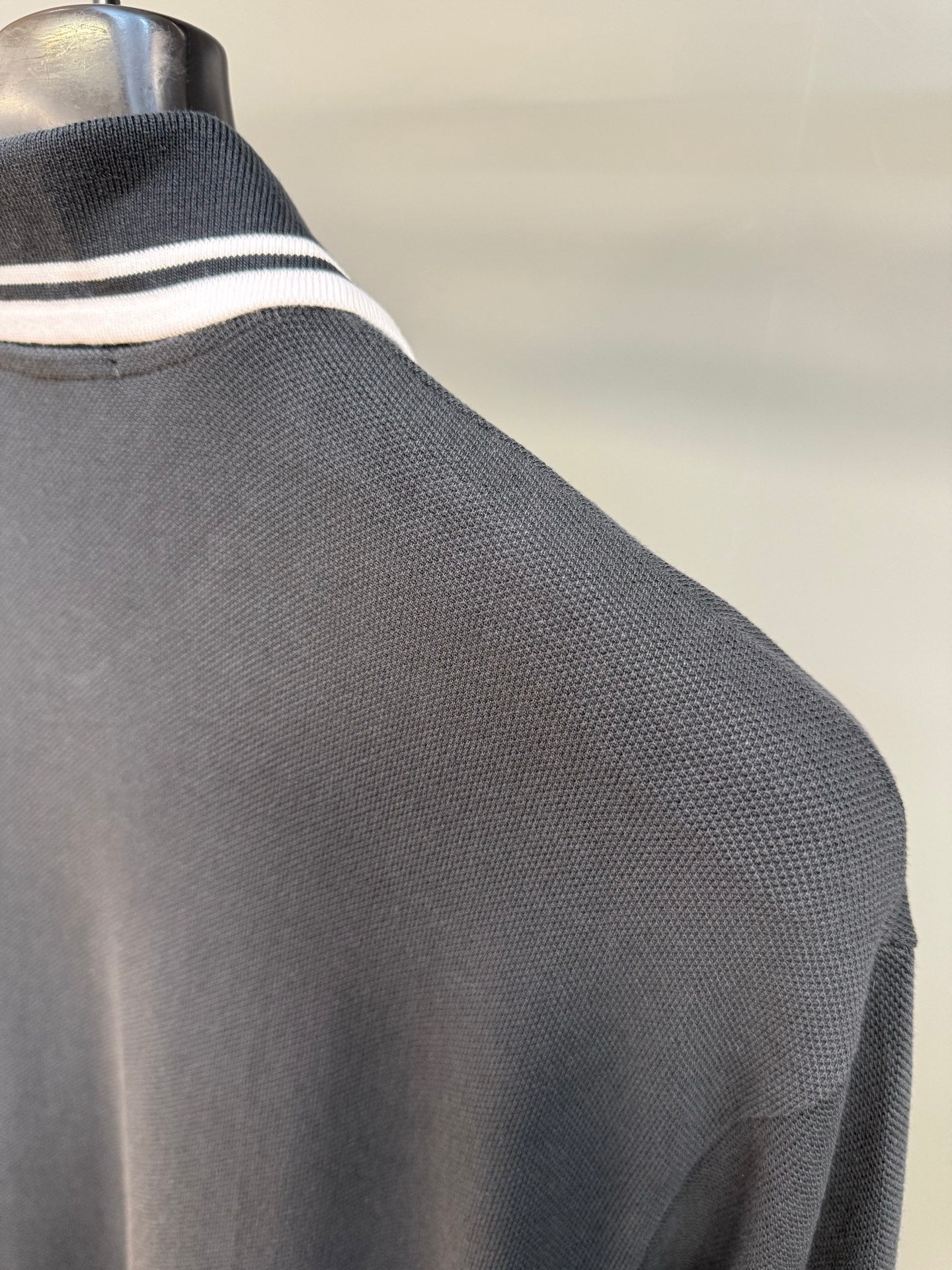 스트레치 맨투맨 (stretch sweatshirt)