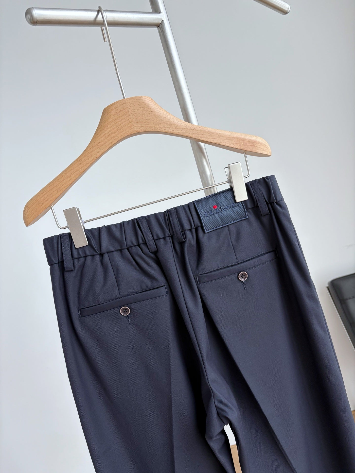 블루 울 팬츠 (blue wool pants)