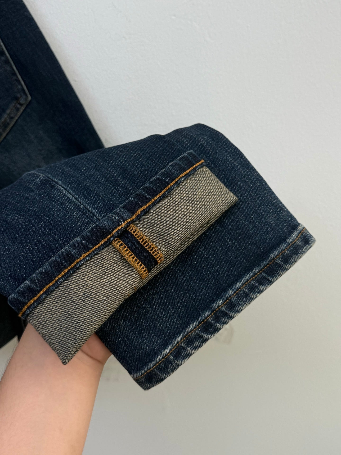 자수 5포켓 청바지 (5-pocket jeans)