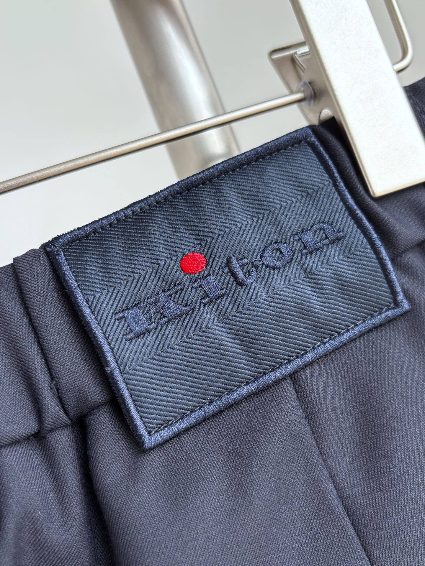 블루 울 팬츠 (blue wool pants)