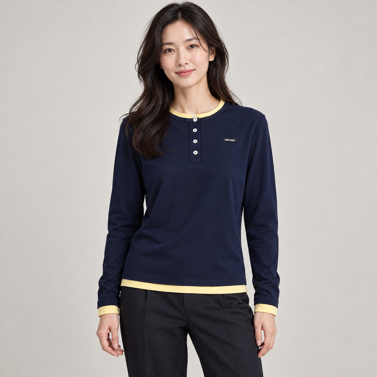 헨리넥 티셔츠 (Henley T-shirt)