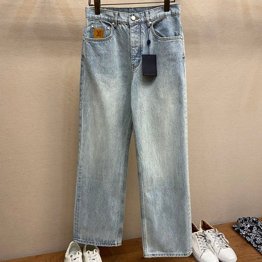 와이드 레그 청바지 (wide leg jeans)