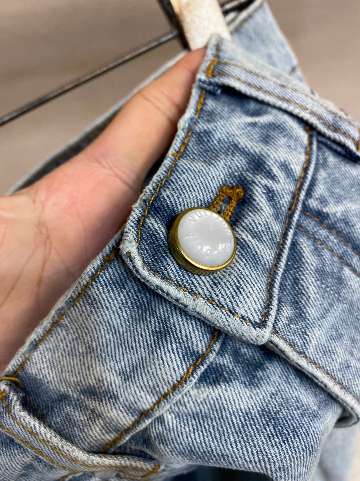 와이드 레그 청바지 (wide leg jeans)