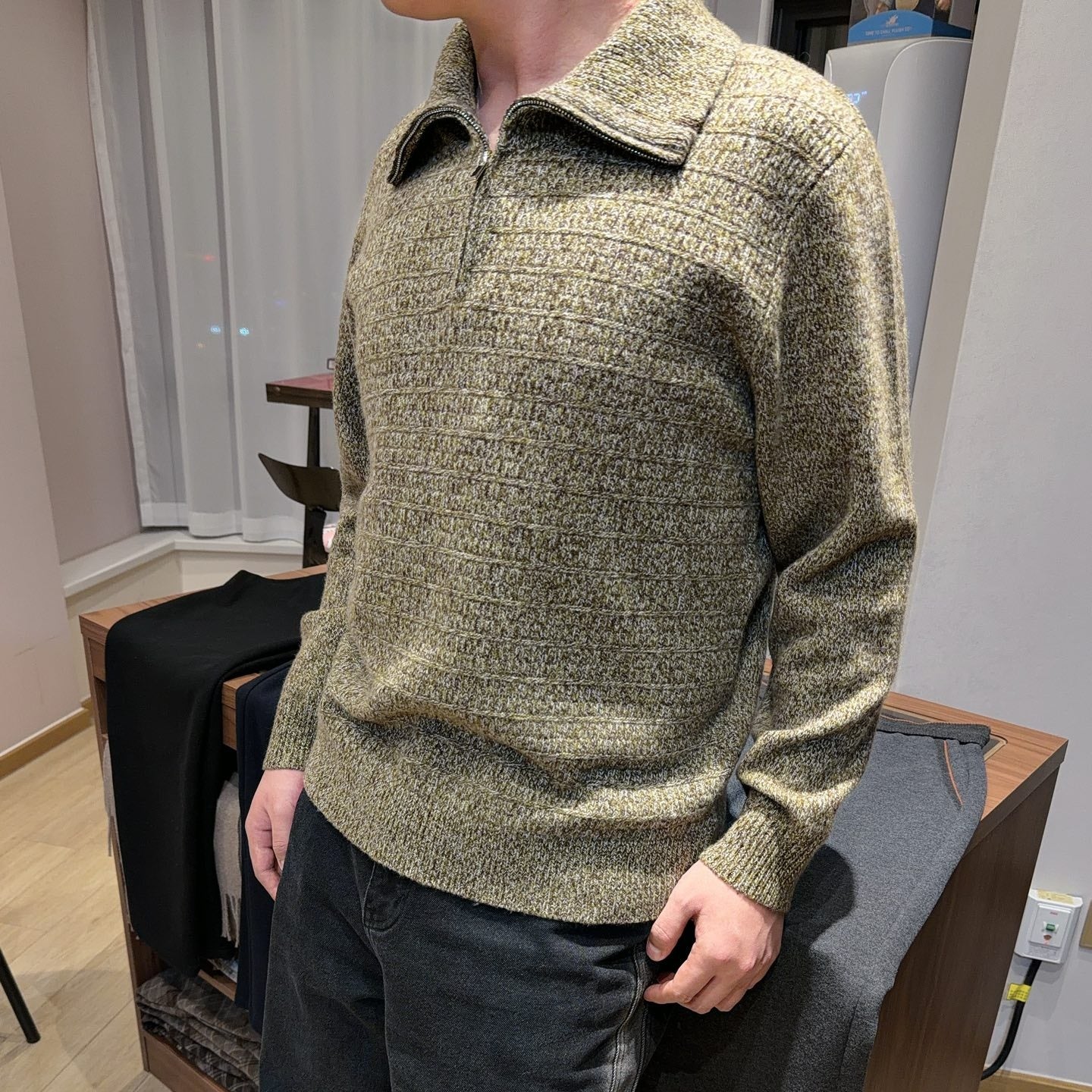 울 하프 니트티 (Wool half knit tee)