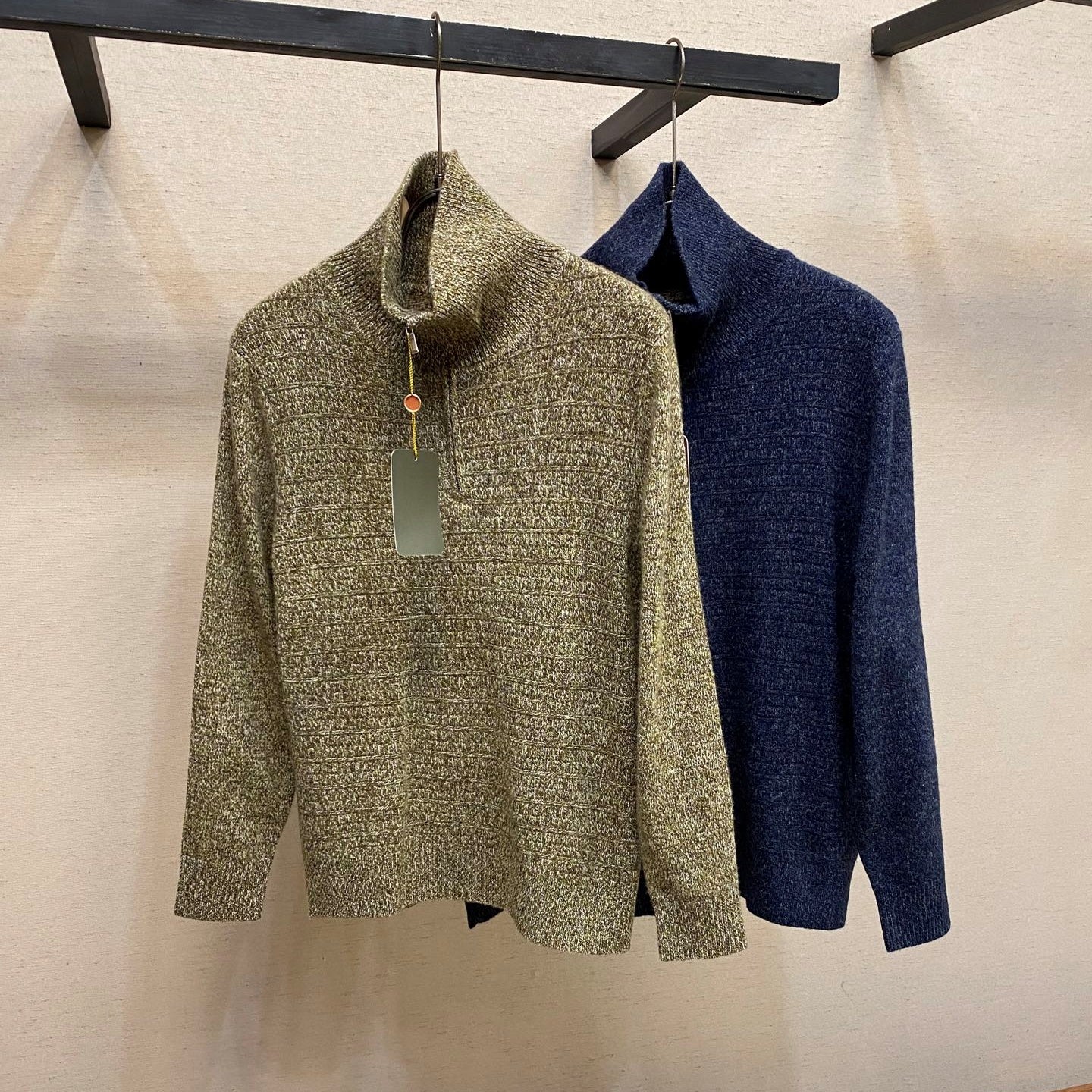 울 하프 니트티 (Wool half knit tee)