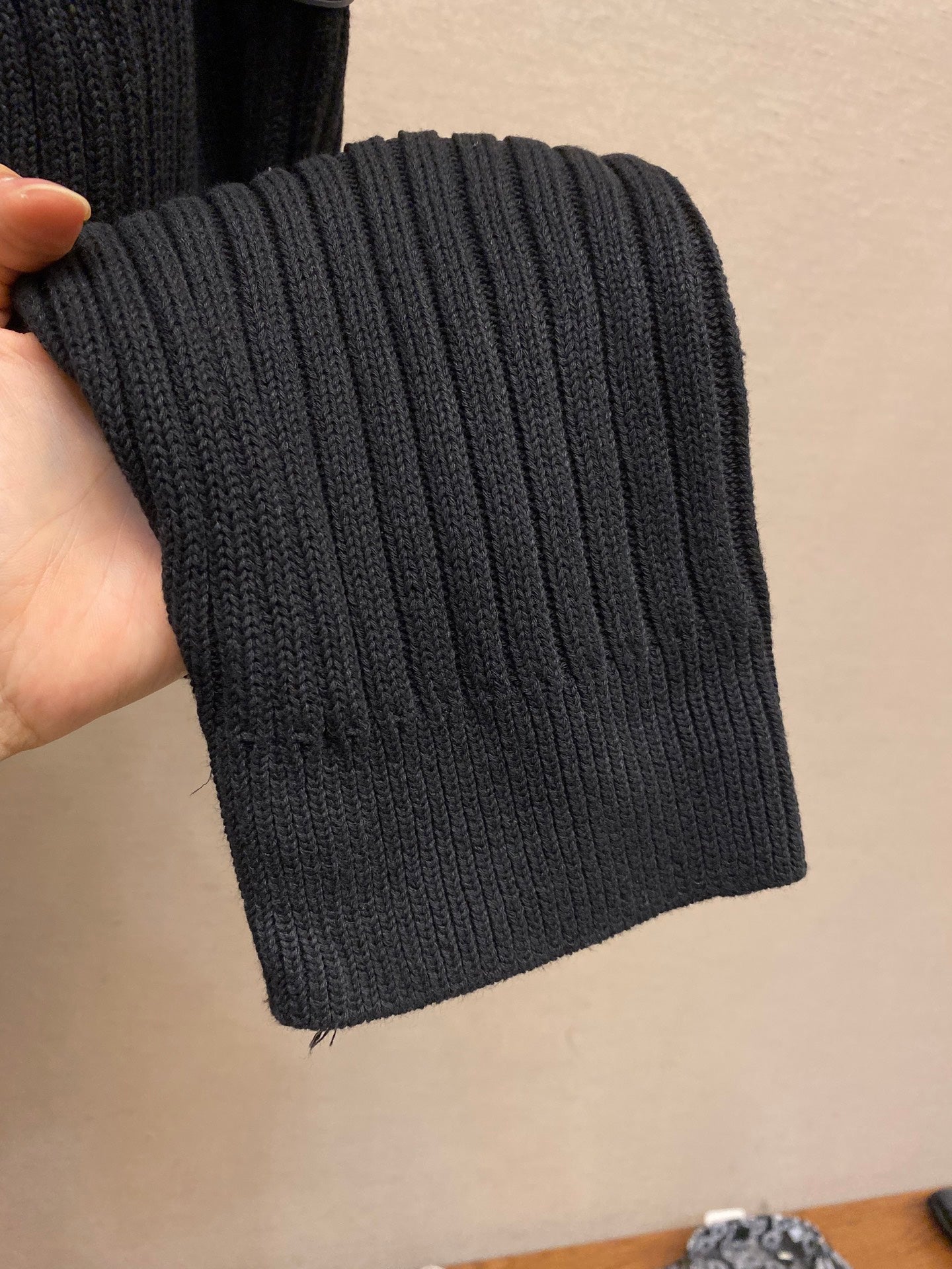 하이넥 티셔츠 (high neck t-shirt)