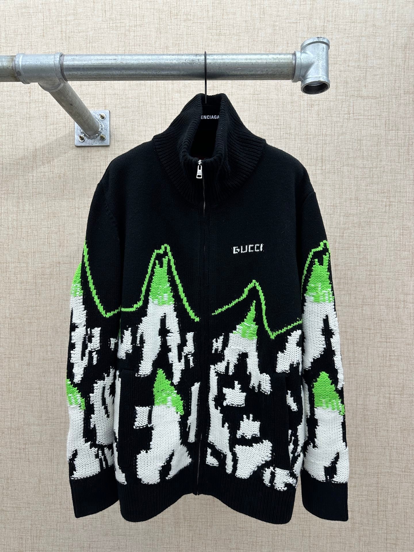 자카드 니트집업 (Jacquard knit zip-up)