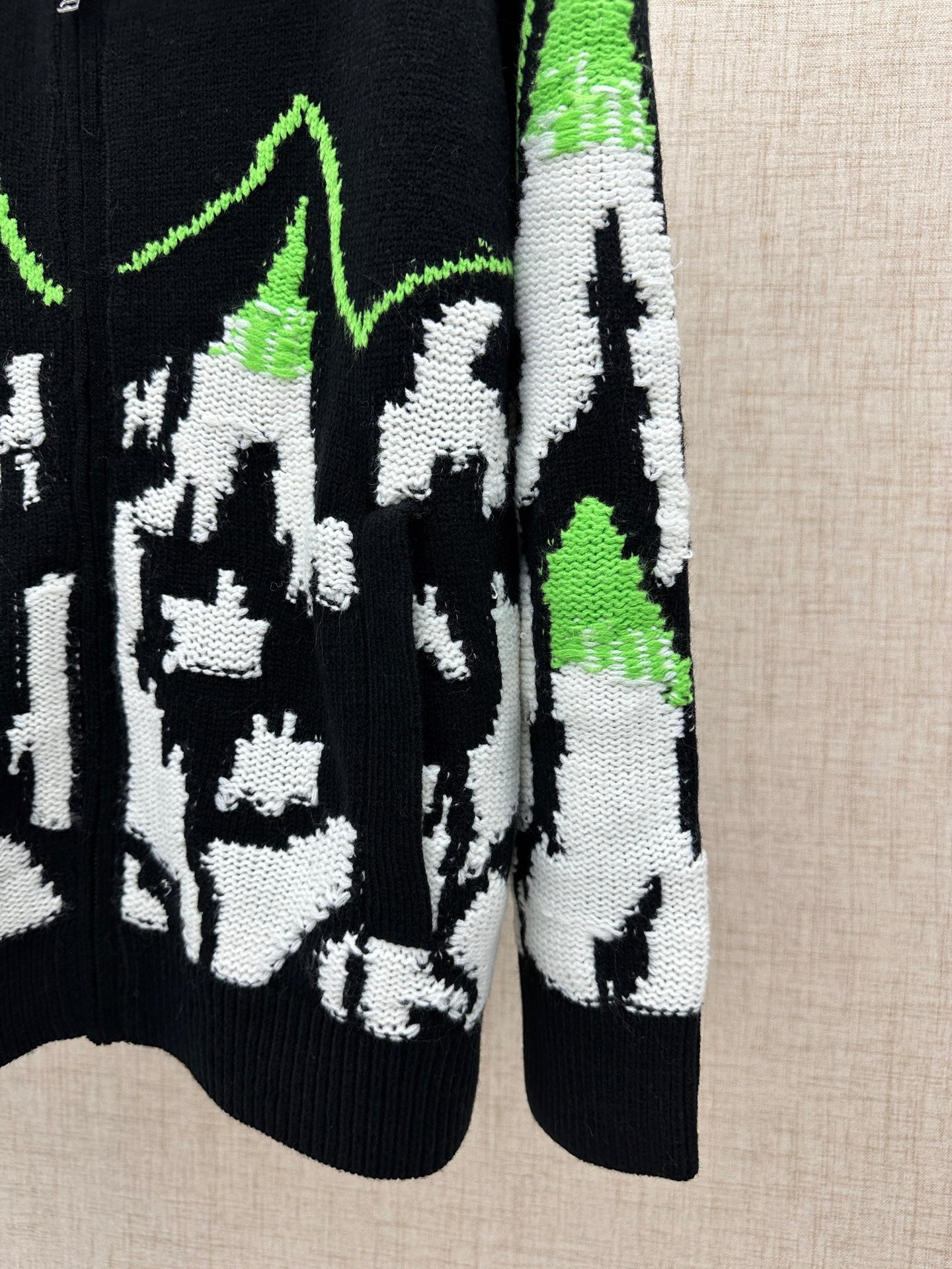 자카드 니트집업 (Jacquard knit zip-up)