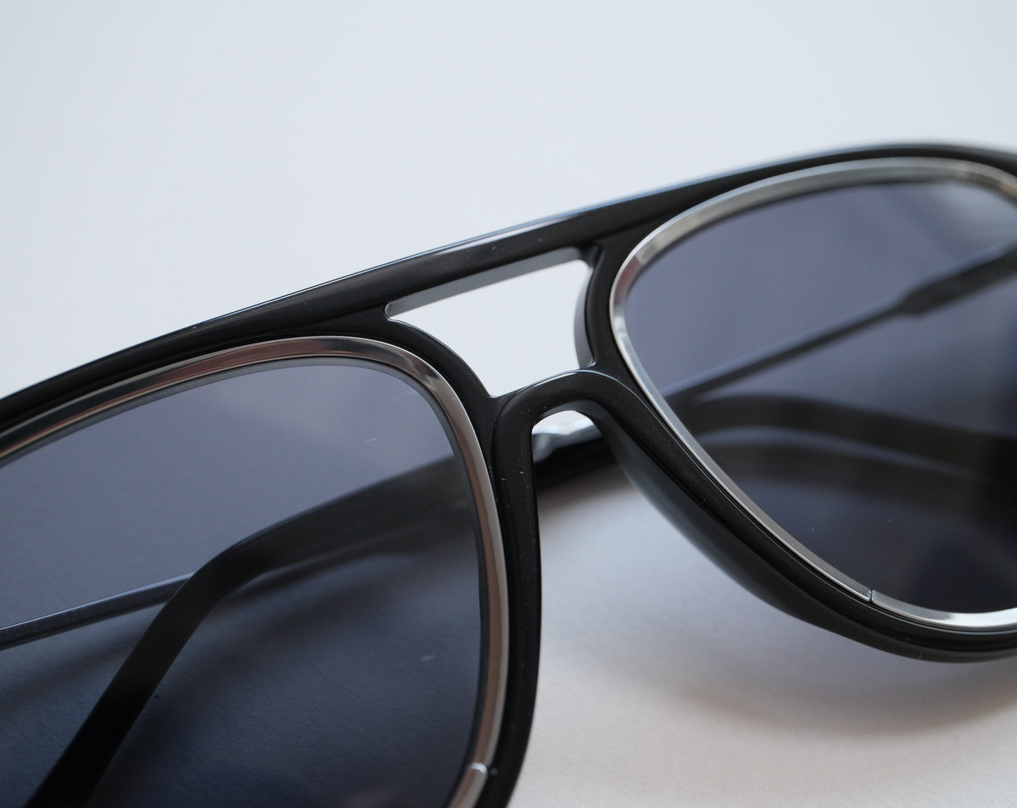 레거시 선글라스 (legacy sunglasses)