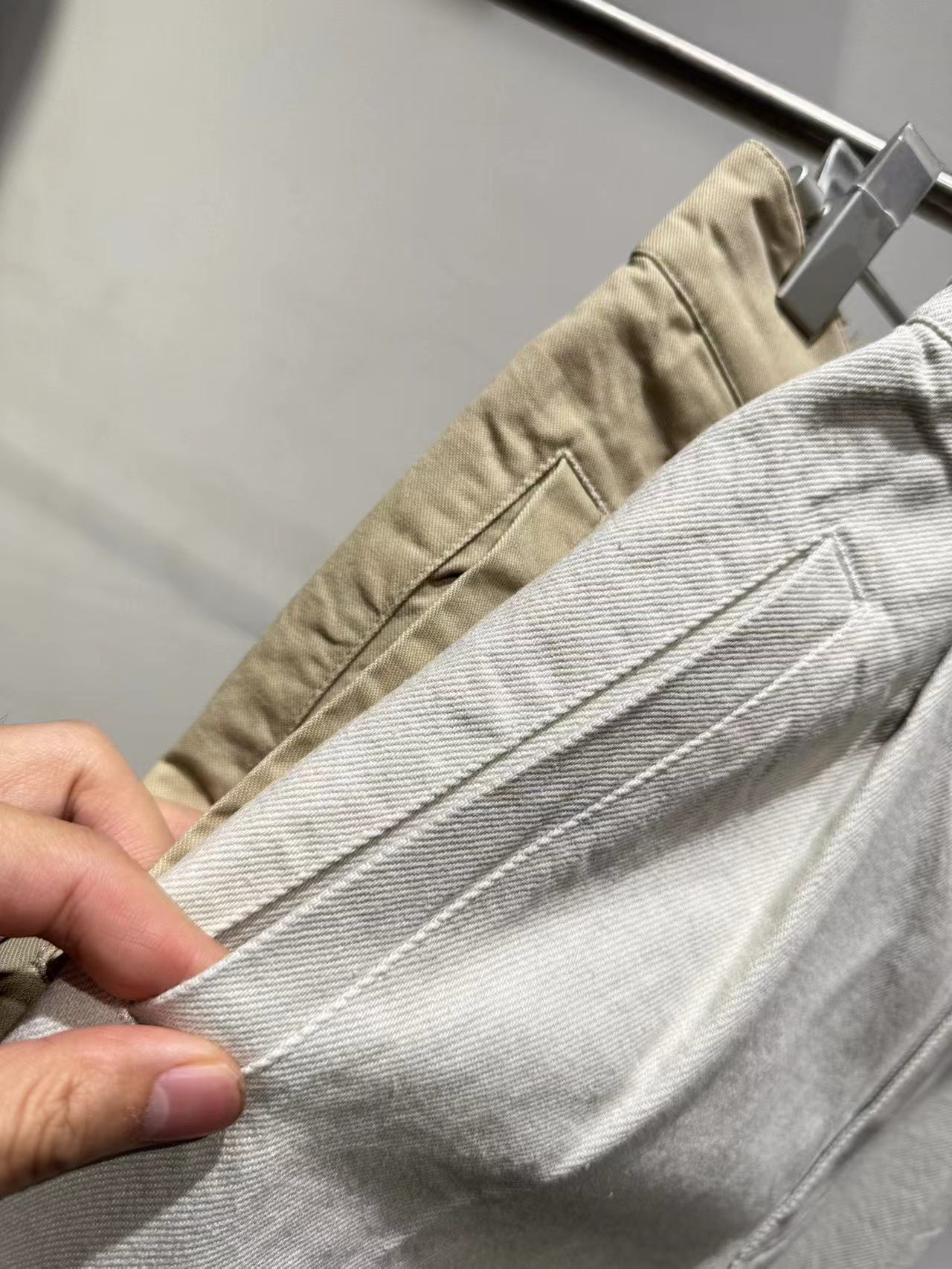 리버스 숏팬츠 (Reverse shorts)